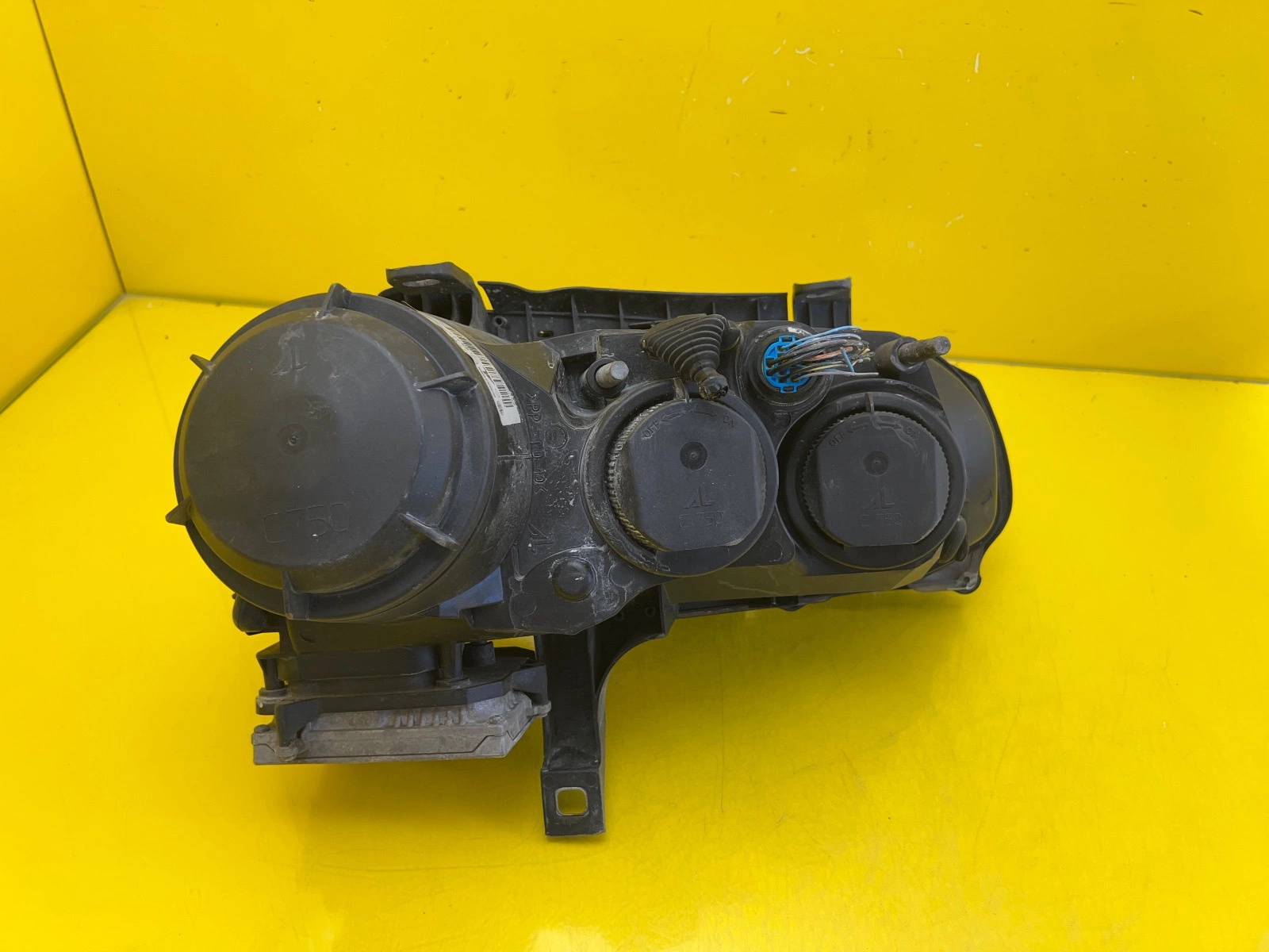 Phare gauche Alfa Romeo 159 Xenon 60683988 Autolamps 4 Phare gauche Alfa Romeo 159 Xenon 60683988