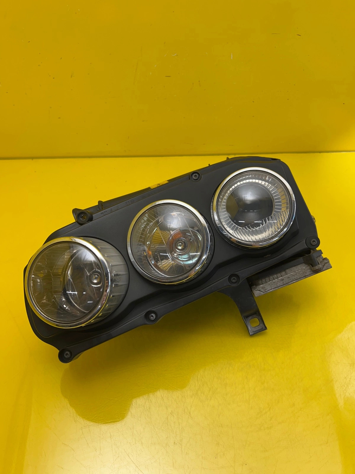 Phare gauche Alfa Romeo 159 Xenon 60683988 Autolamps Phare gauche Alfa Romeo 159 Xenon 60683988