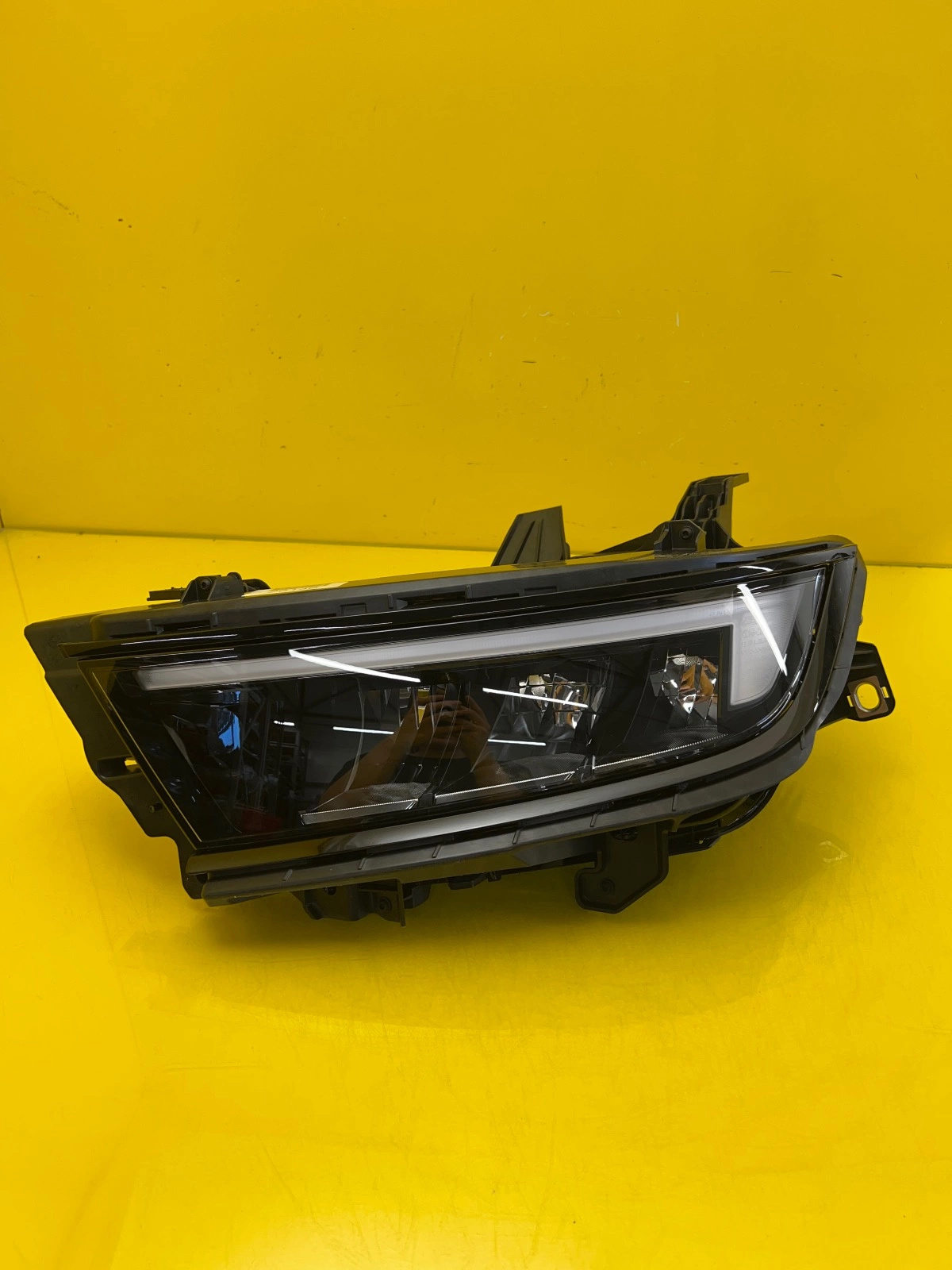 Phare gauche Opel Astra L VI 6 Full Led 985032628 Autolamps Phare gauche Opel Astra L VI 6 Full Led 985032628