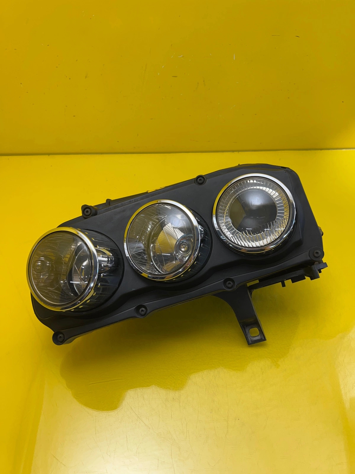 Phare gauche Alfa Romeo 159 Xenon 60683988 Autolamps Phare gauche Alfa Romeo 159 Xenon 60683988