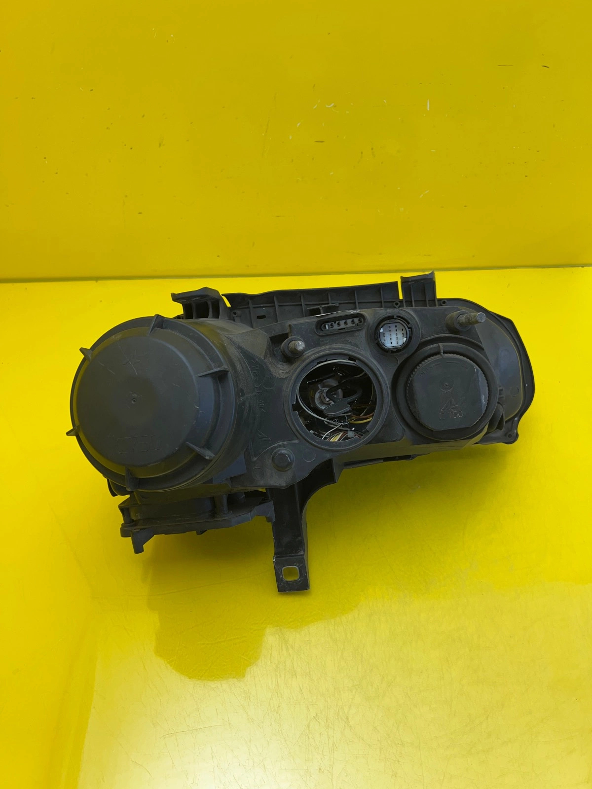 Phare gauche Alfa Romeo 159 Xenon 60683988 Autolamps 3 Phare gauche Alfa Romeo 159 Xenon 60683988