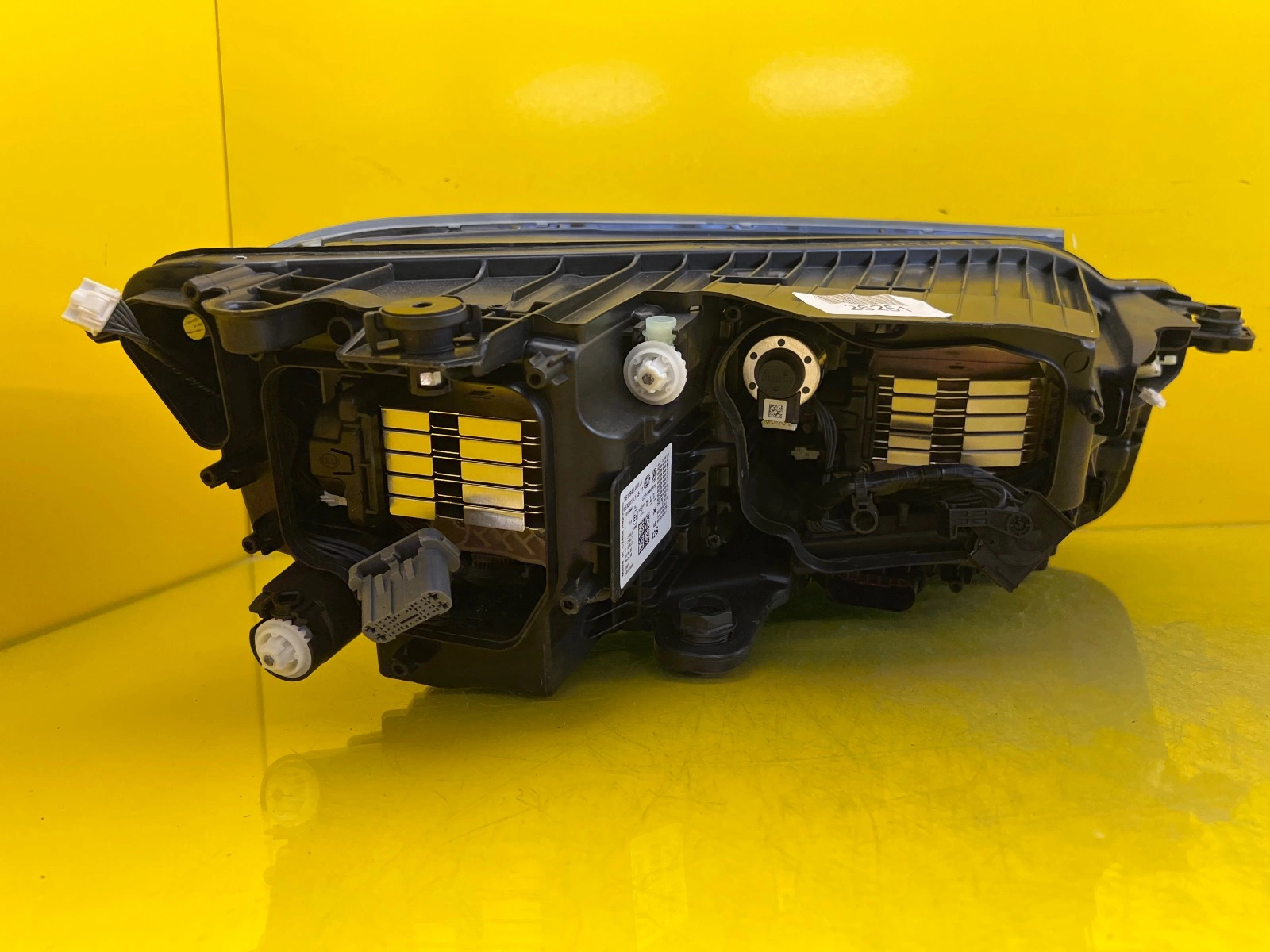 Phare gauche VW Touareg III 3 19- Full Led 761941081A Autolamps 5 Phare gauche VW Touareg III 3 19- Full Led 761941081A