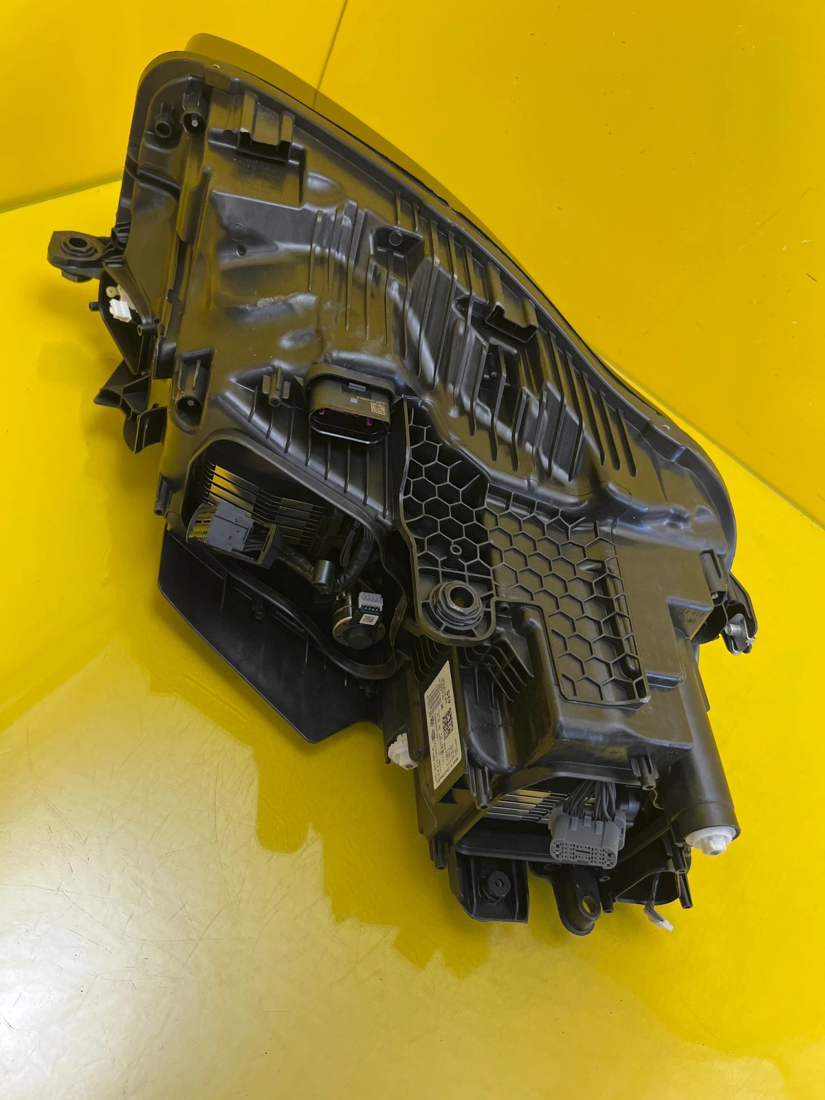 Phare gauche VW Touareg III 3 19- Full Led 761941081A Autolamps 6 Phare gauche VW Touareg III 3 19- Full Led 761941081A