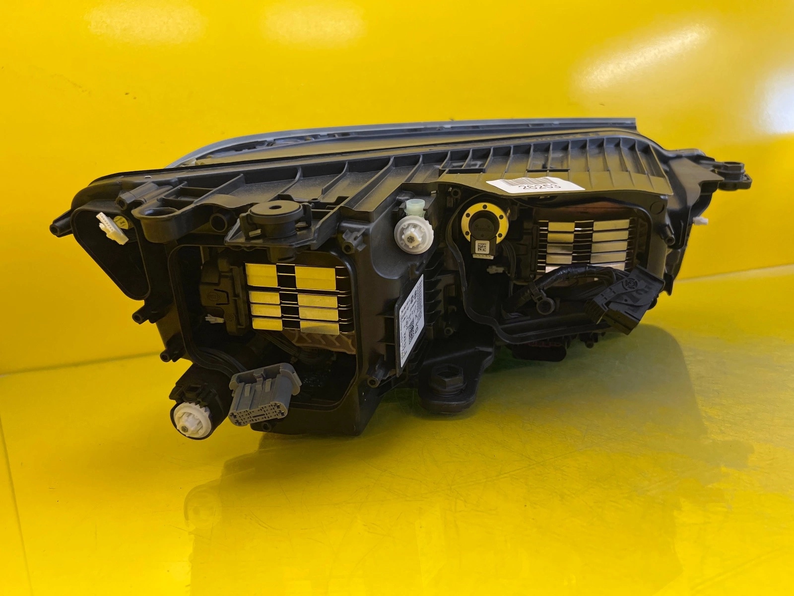 Phare gauche VW Touareg III 3 19- Full led 761941081A Autolamps 6 Phare gauche VW Touareg III 3 19- Full led 761941081A