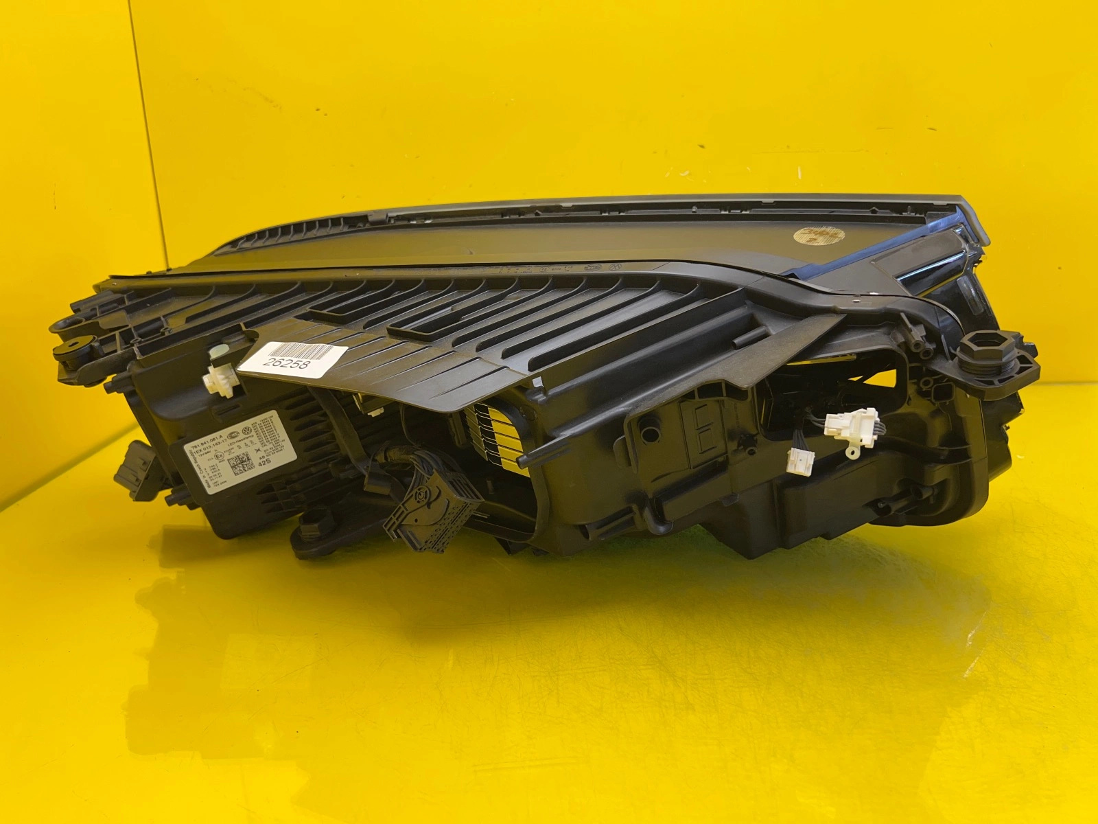 Phare gauche VW Touareg III 3 19- Full led 761941081A Autolamps 4 Phare gauche VW Touareg III 3 19- Full led 761941081A