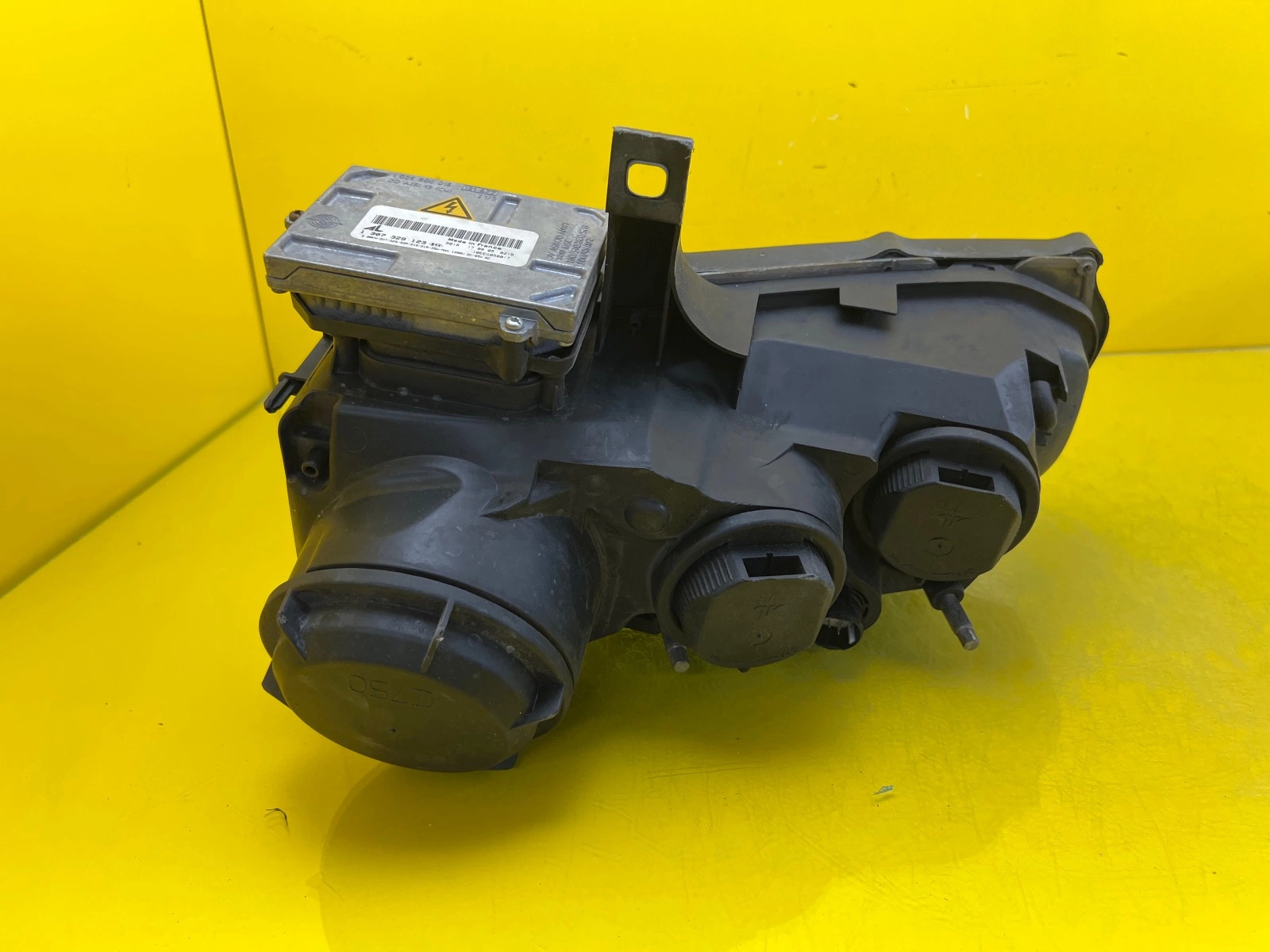 Phare droit Alfa Romeo 159 Xenon 60683987 Autolamps 4 Phare droit Alfa Romeo 159 Xenon 60683987