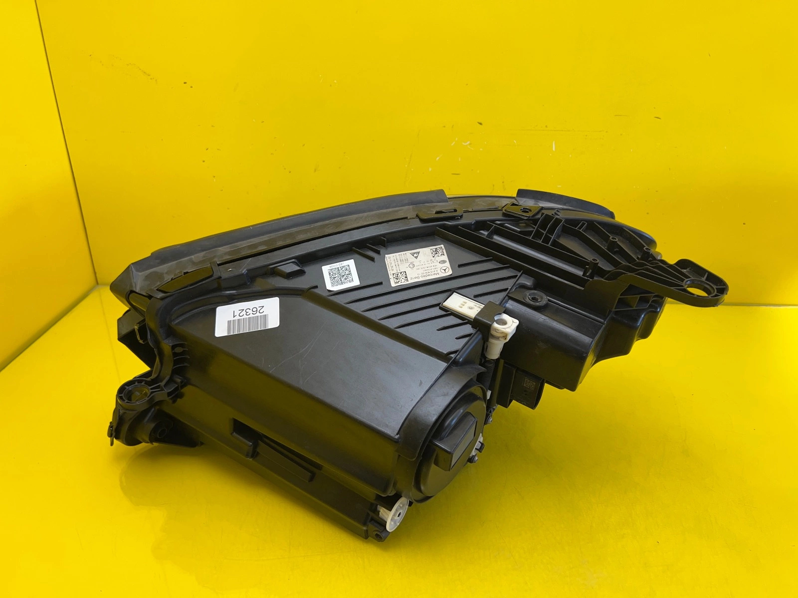 Phare droit Mercedes Classe E W213 multifaisceaux A2139060210 Autolamps 4 Phare droit Mercedes Classe E W213 multifaisceaux A2139060210