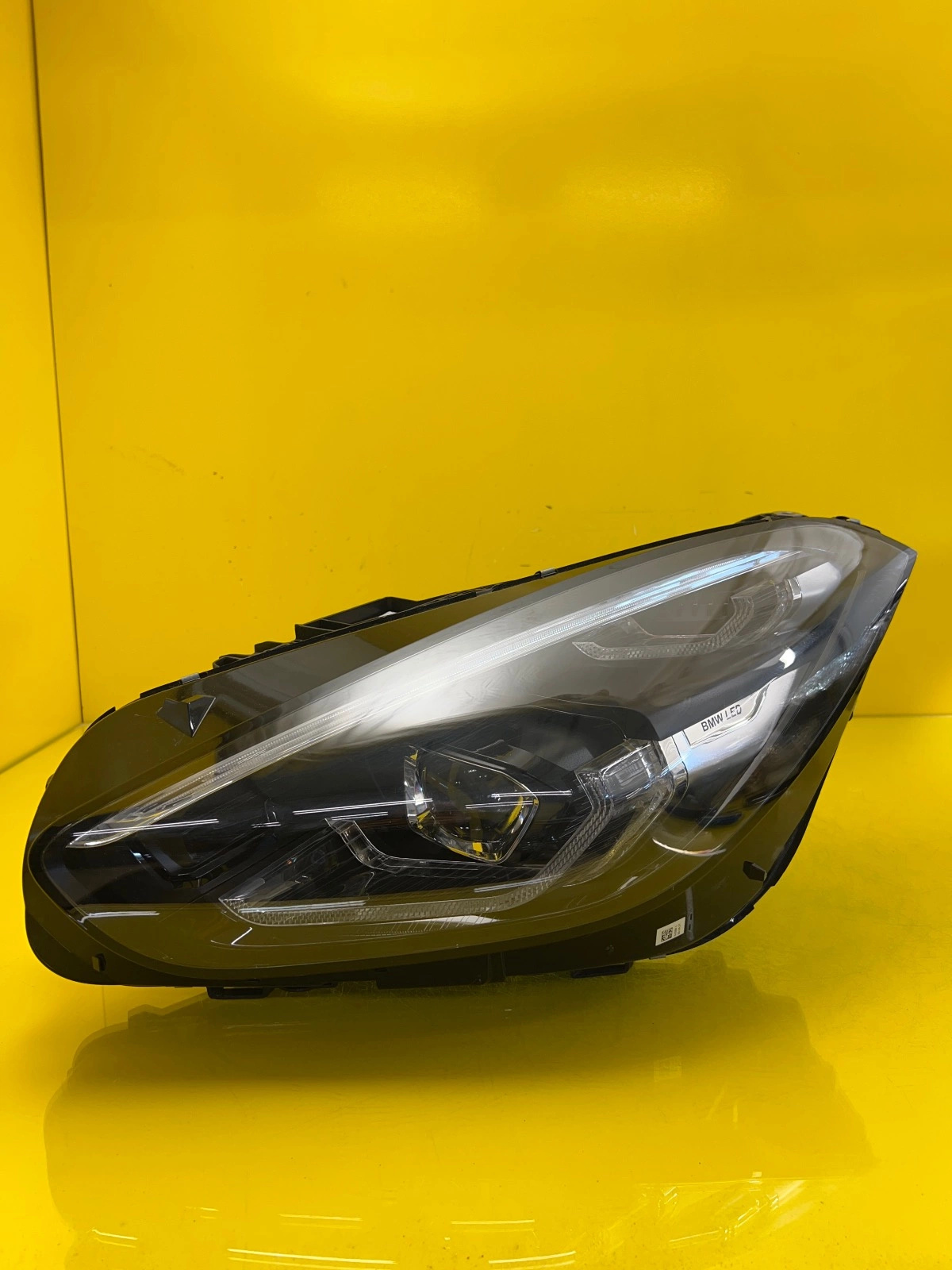 Phare avant gauche Bmw Z4 G29 Full Led 9481257-05 Autolamps Phare avant gauche Bmw Z4 G29 Full Led 9481257-05