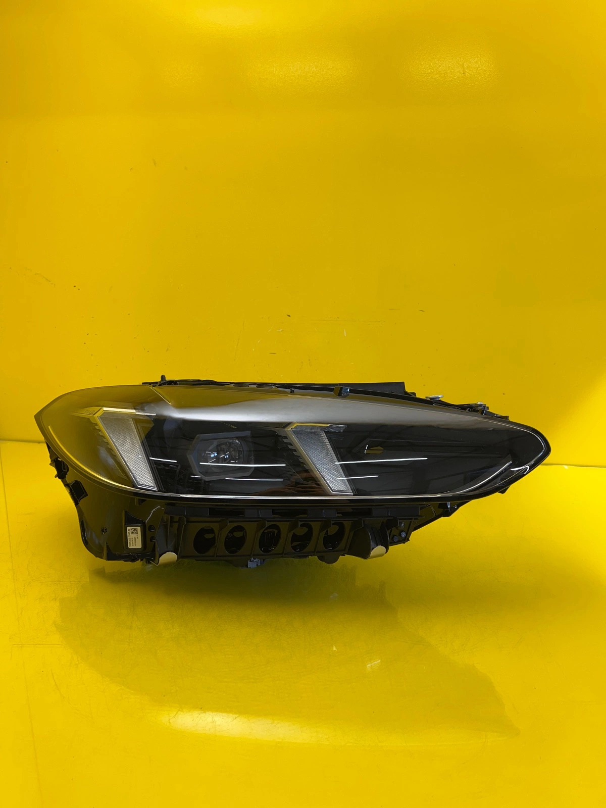 Phare Droit BMW 4 G22 G23 G26 Lift LCI LED 5A3B2F4-06 Autolamps Phare Droit BMW 4 G22 G23 G26 Lift LCI LED 5A3B2F4-06