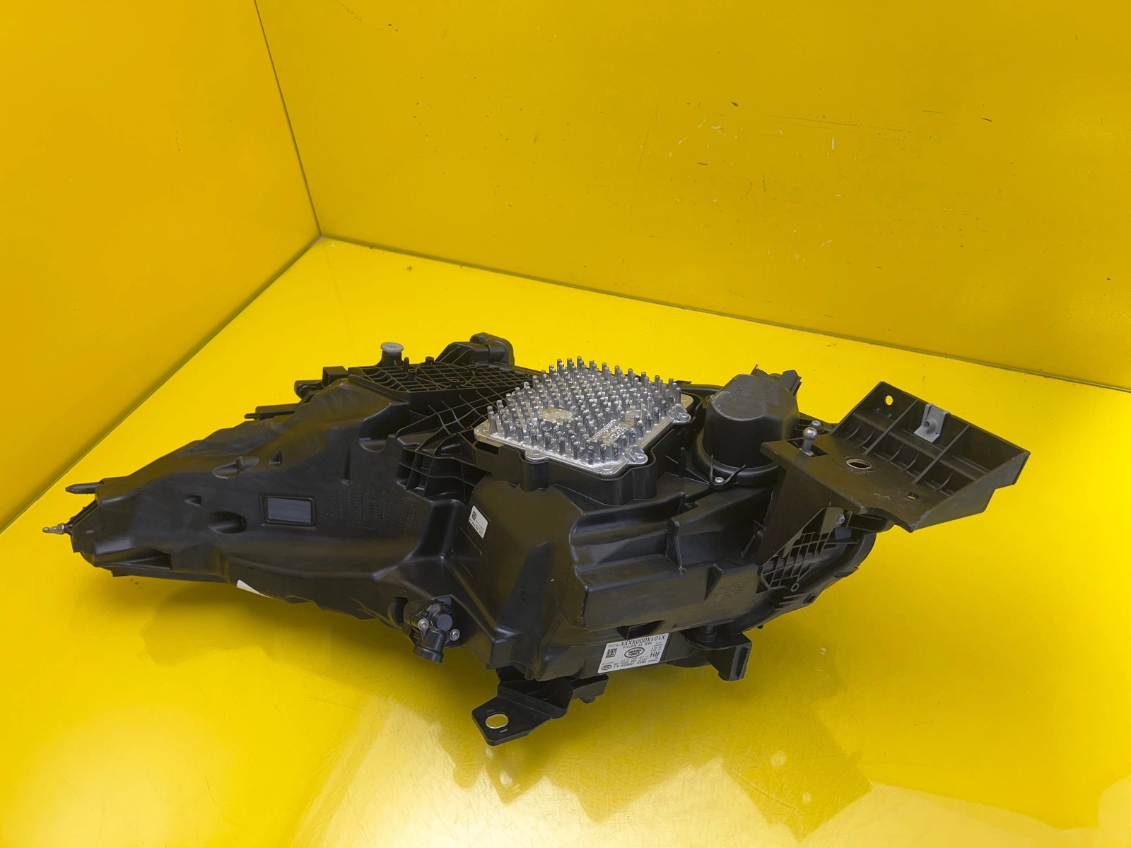 Phare droit Land Rover Range Rover Sport L461 Full Led UK N9X2-13W029-AJ Autolamps 5 Phare droit Land Rover Range Rover Sport L461 Full Led UK N9X2-13W029-AJ