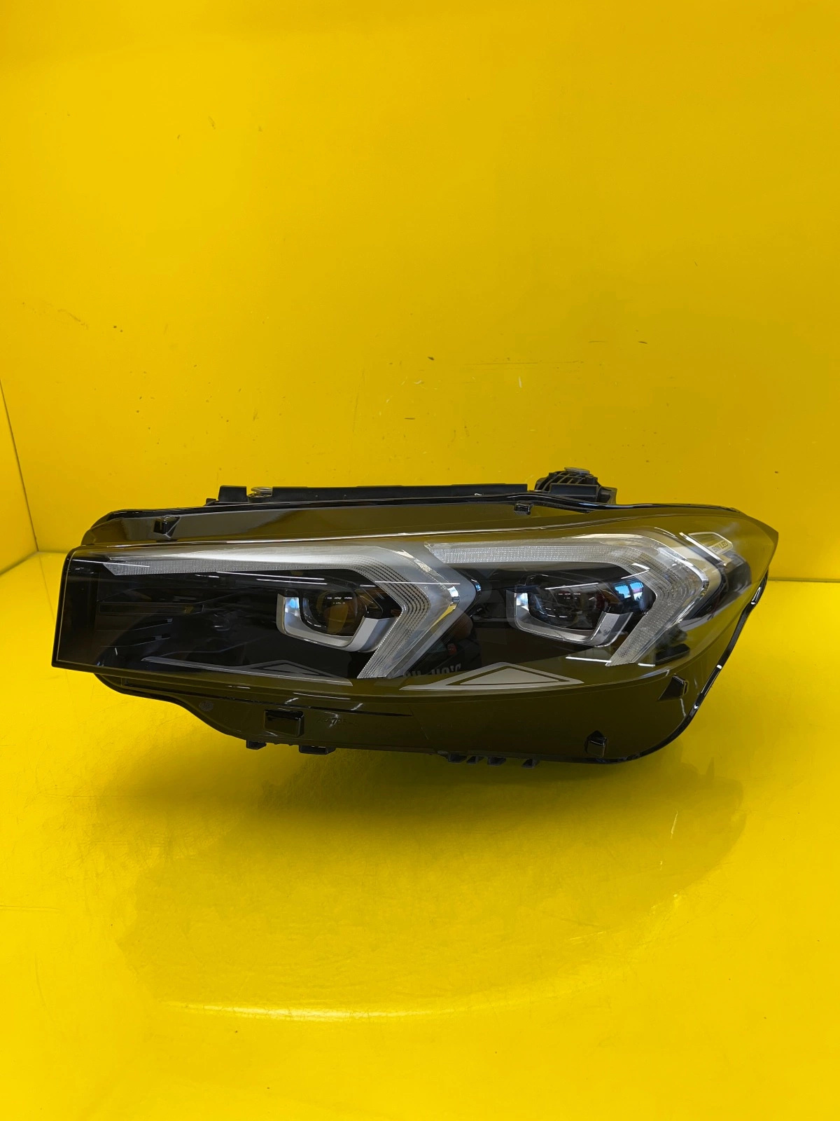 Phare Gauche BMW 3 G20 LCI Lift Full Led 9450795-04 Autolamps Phare Gauche BMW 3 G20 LCI Lift Full Led 9450795-04