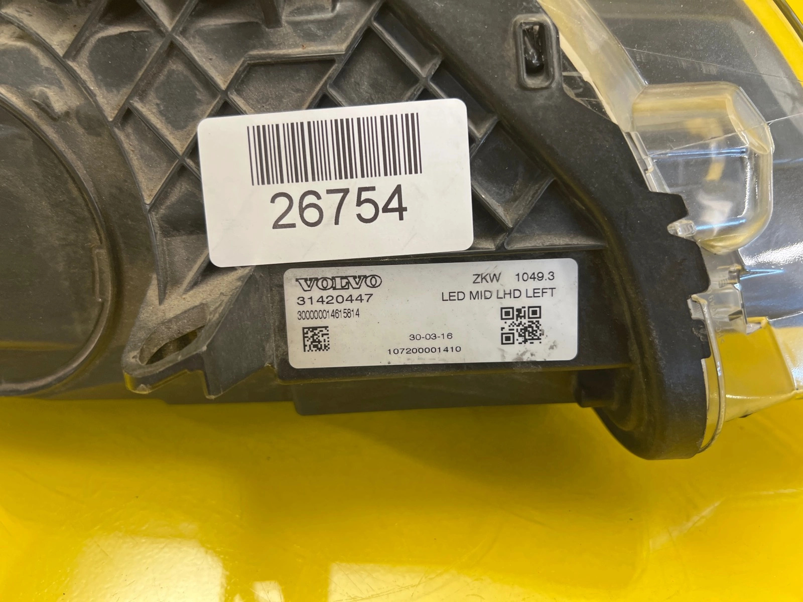 Phare gauche Volvo XC40 V40 Mid Led 31420447 Autolamps 2 Phare gauche Volvo XC40 V40 Mid Led 31420447