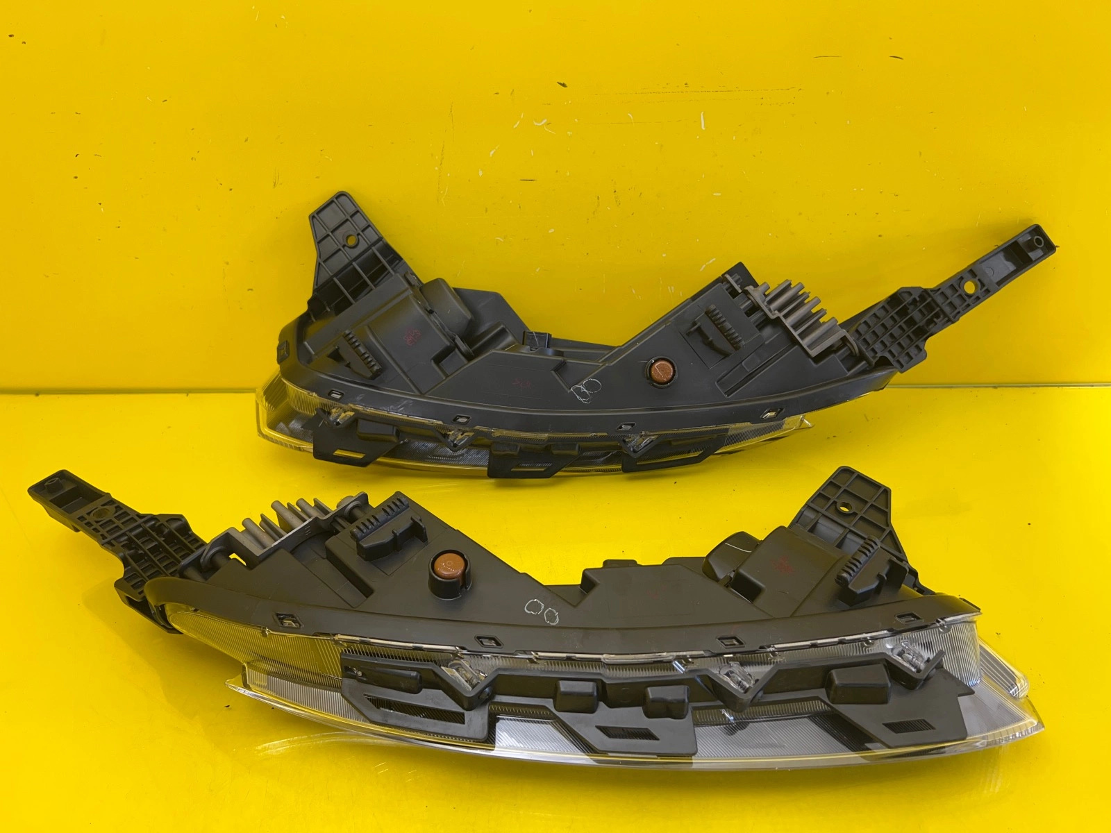 Phare droit gauche Hyundai Bayon 2021- Led 92207Q0600 92208Q0600 Autolamps 5 Phare droit gauche Hyundai Bayon 2021- Led 92207Q0600 92208Q0600