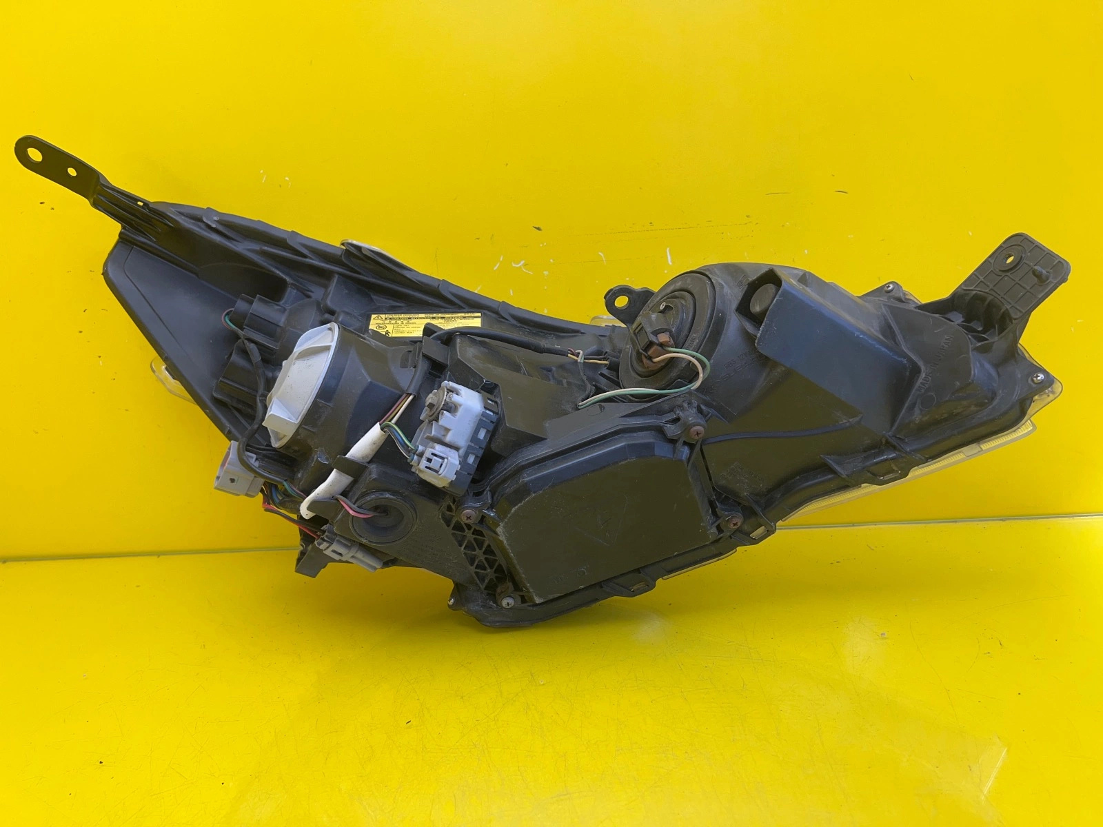 Phare gauche Subaru Legacy Outback IV LIFT 12-14 XENON Autolamps 6 Phare gauche Subaru Legacy Outback IV LIFT 12-14 XENON