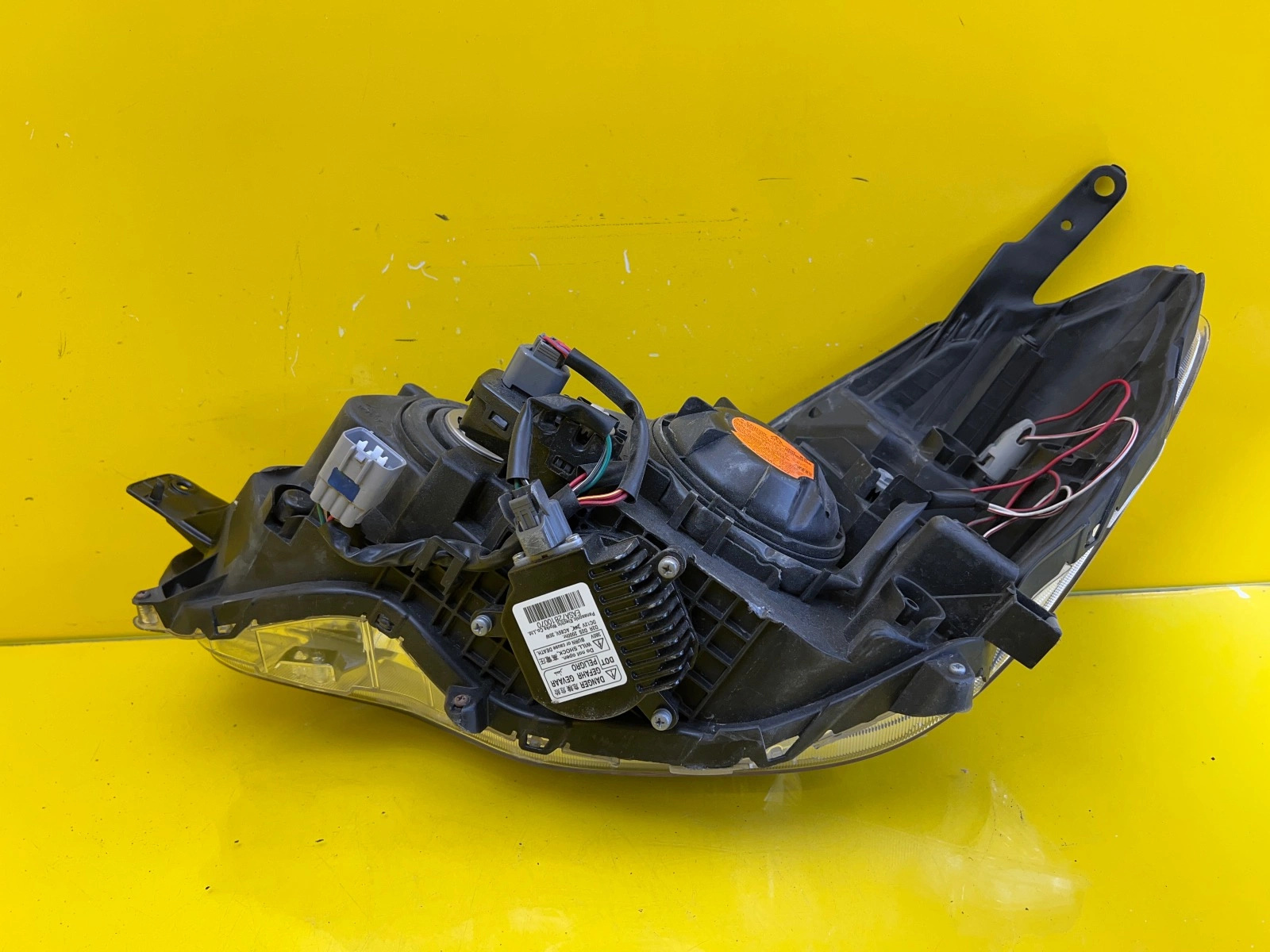 Phare droit Subaru Impreza XV 11-17 Xenon Led Autolamps 6 Phare droit Subaru Impreza XV 11-17 Xenon Led