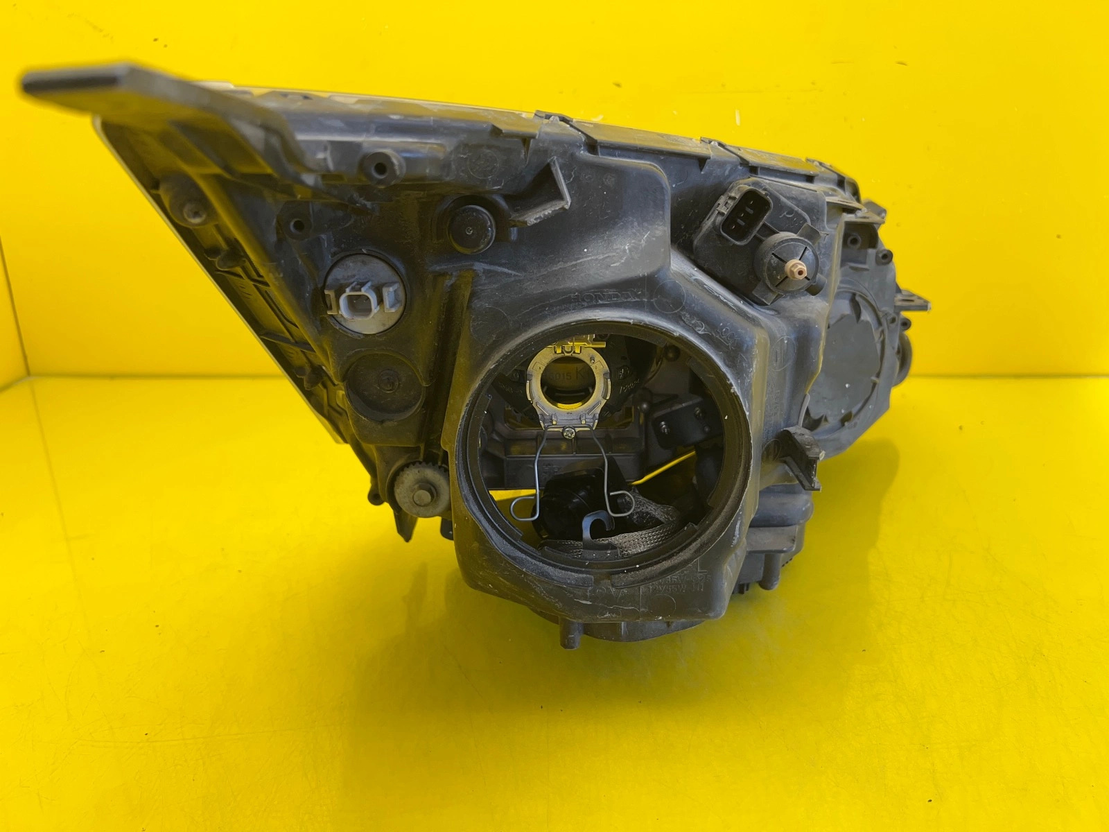 Phare gauche Honda CR-V CRV Xenon 06-12 33150-SWW-G1 Autolamps 4 Phare gauche Honda CR-V CRV Xenon 06-12 33150-SWW-G1