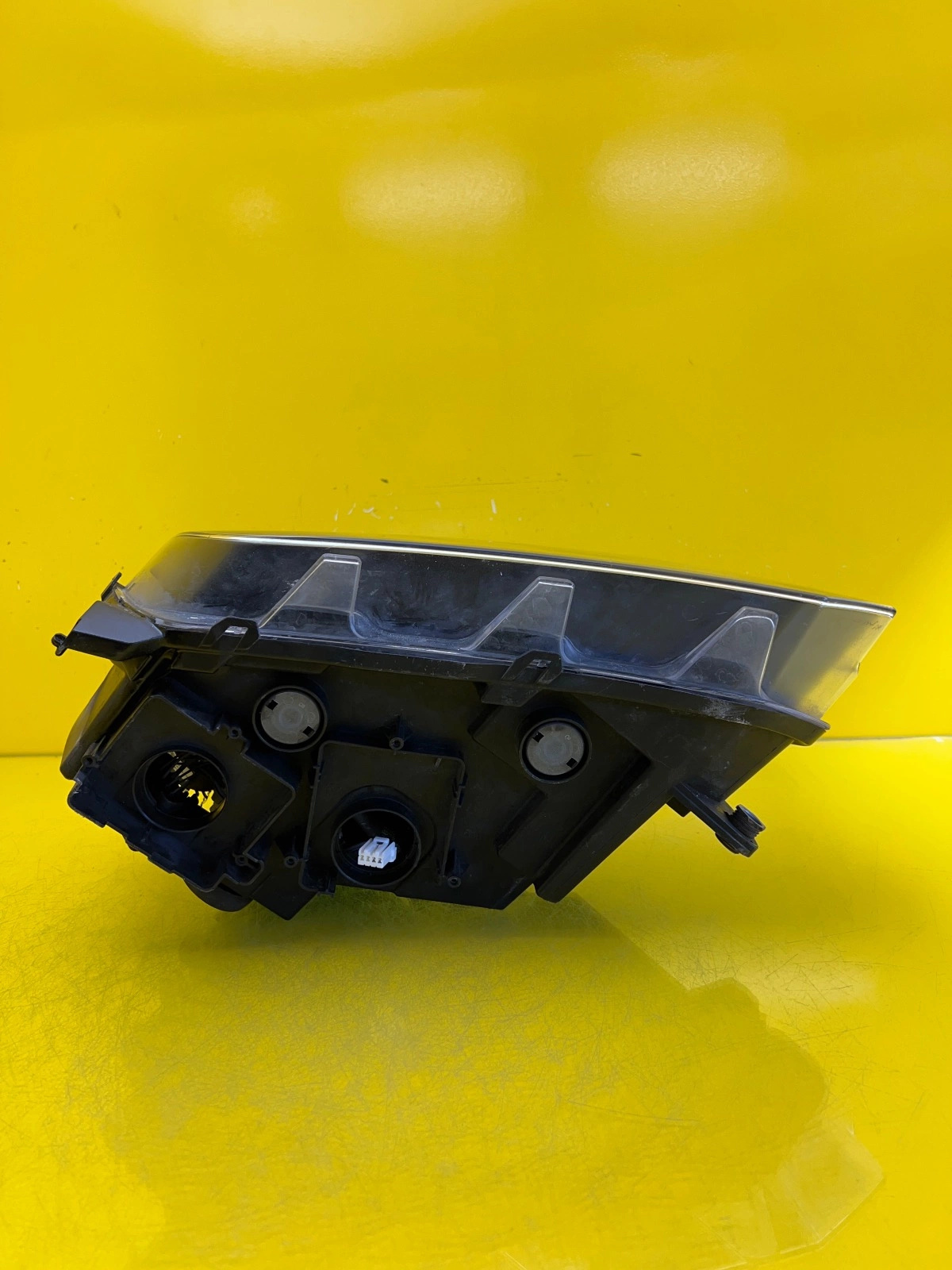 Phare droit VW Amarok 2H3 Lift Bi-Ksenon Led 2H3941032B Autolamps 6 Phare droit VW Amarok 2H3 Lift Bi-Ksenon Led 2H3941032B