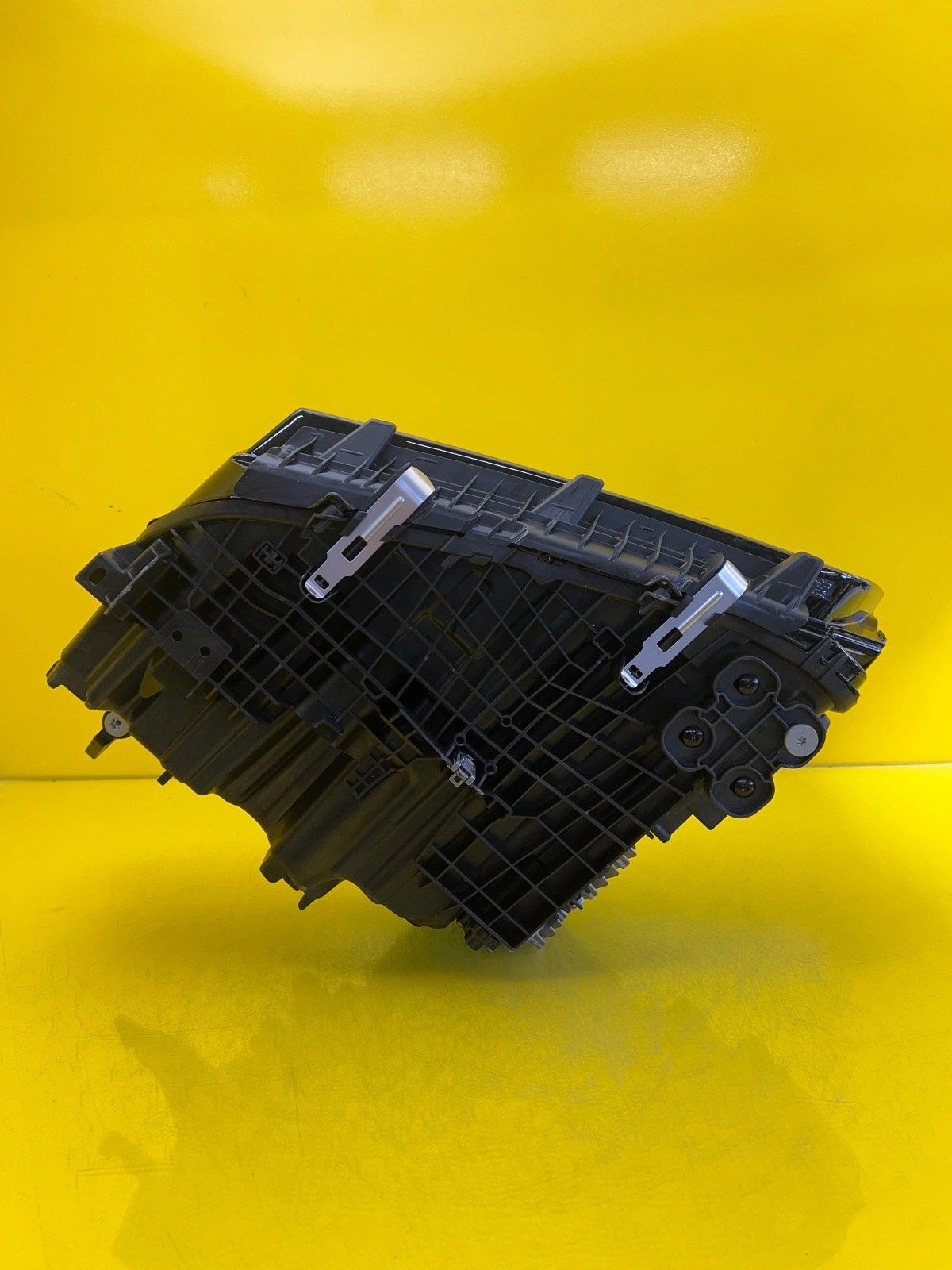 Phare Droit BMW 7 G70 Led Base 5A63712-02 2022- Autolamps 5 Phare Droit BMW 7 G70 Led Base 5A63712-02 2022-