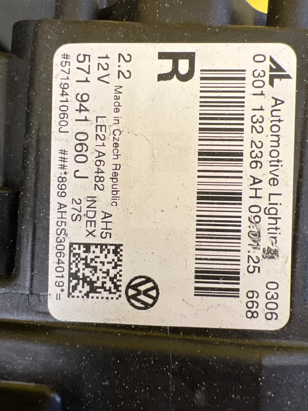 Phare avant droit VW Tiguan 3 III 571 Full Led 571941060J Autolamps 2 Phare avant droit VW Tiguan 3 III 571 Full Led 571941060J