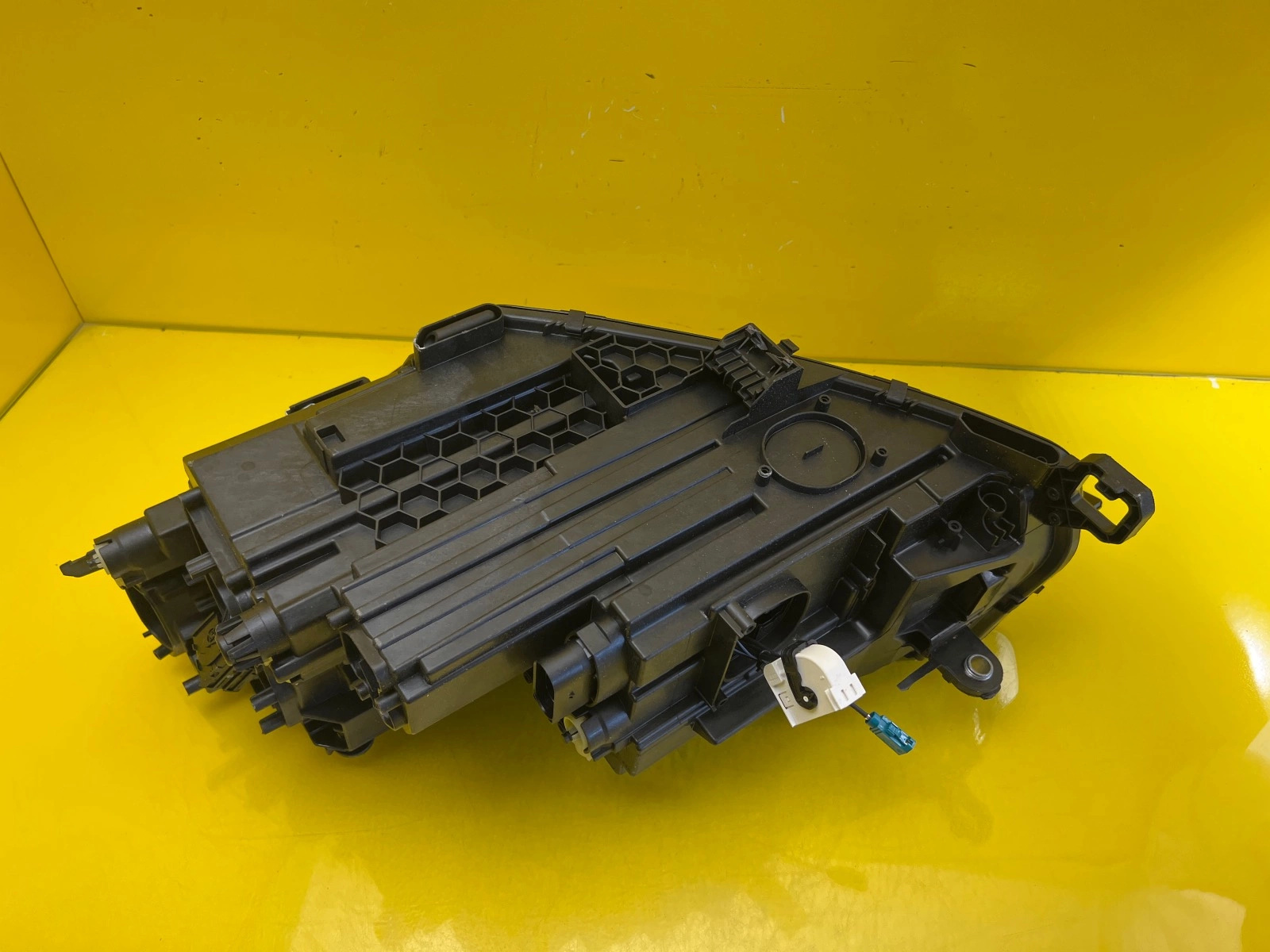 Phare avant droit VW Tiguan 3 III 571 Full Led 571941060J Autolamps 6 Phare avant droit VW Tiguan 3 III 571 Full Led 571941060J