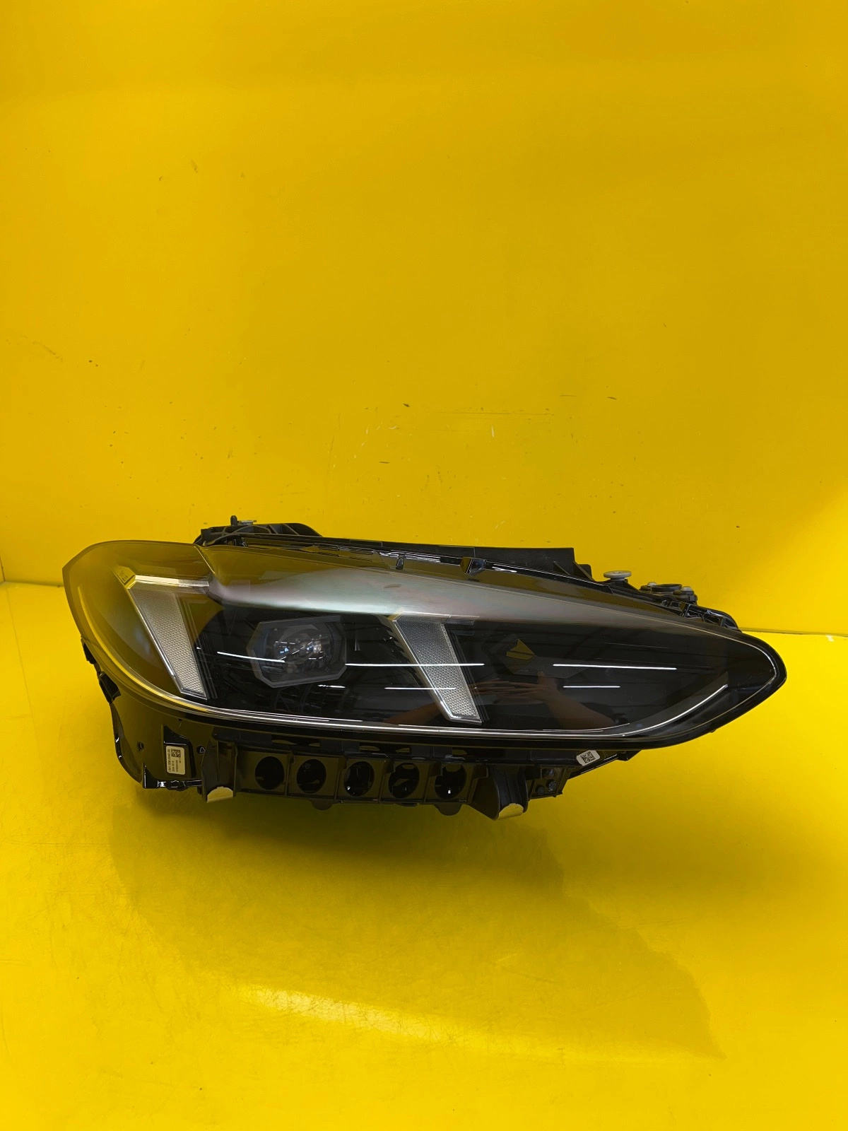 Phare Droit BMW 4 G22 G23 G26 Lift LCI LED 5A3B302-06 Autolamps Phare Droit BMW 4 G22 G23 G26 Lift LCI LED 5A3B302-06