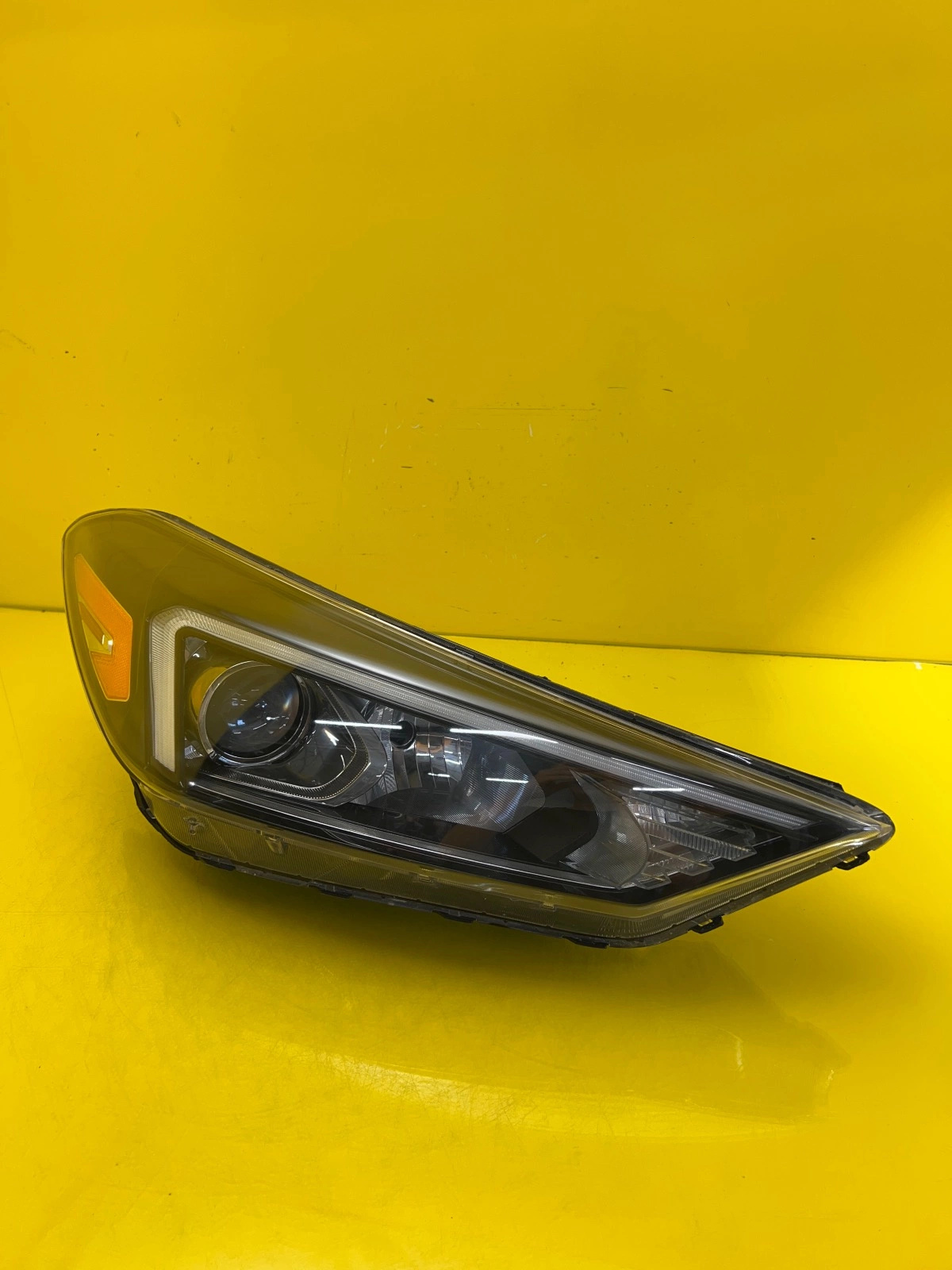 Phare droit Hyundai Tucson III Lift Led 18-21 USA 92102-D3650 Autolamps Phare droit Hyundai Tucson III Lift Led 18-21 USA 92102-D3650