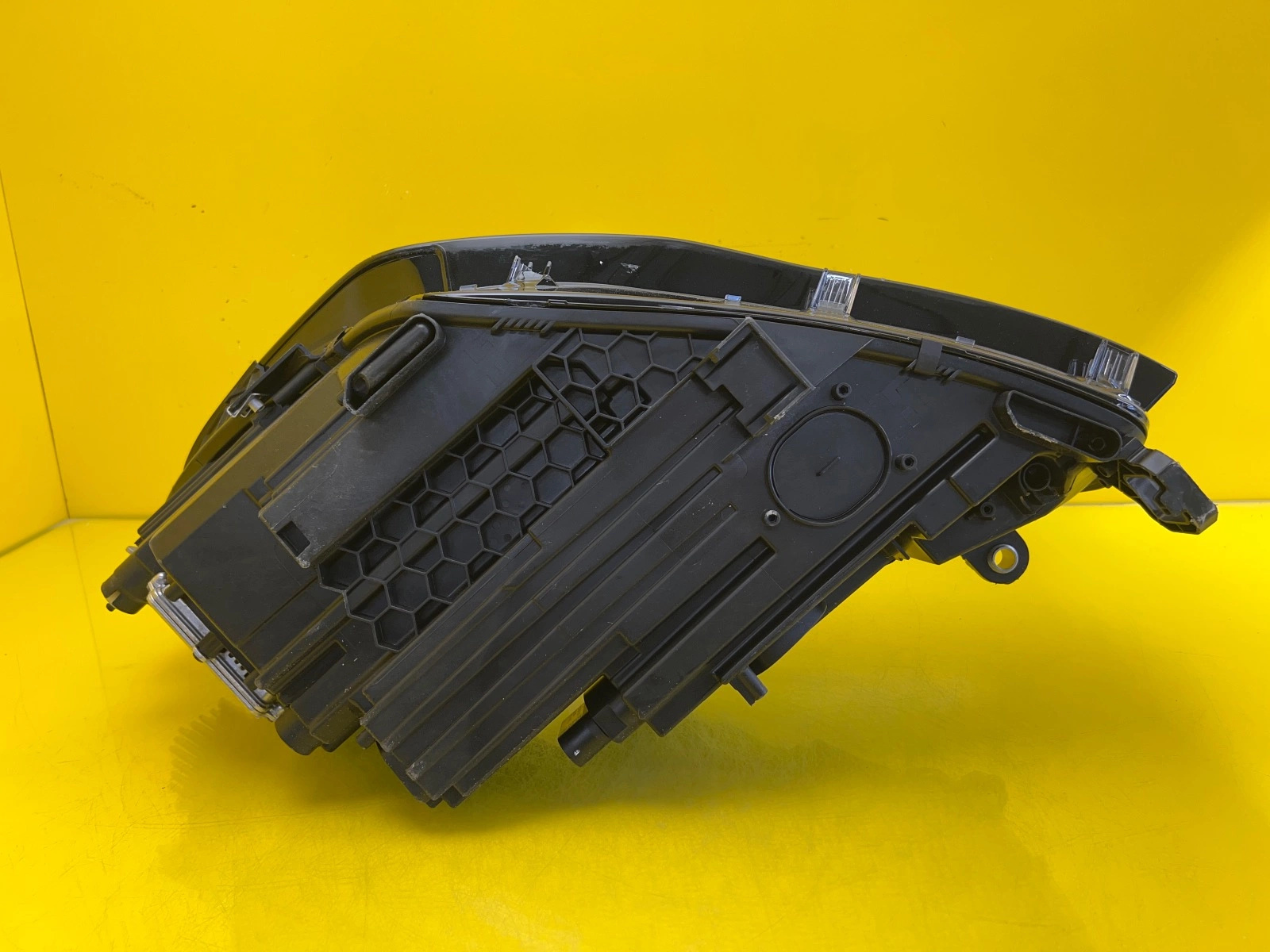 Phare avant droit VW Tiguan III Full Led 571941036C Autolamps 6 Phare avant droit VW Tiguan III Full Led 571941036C