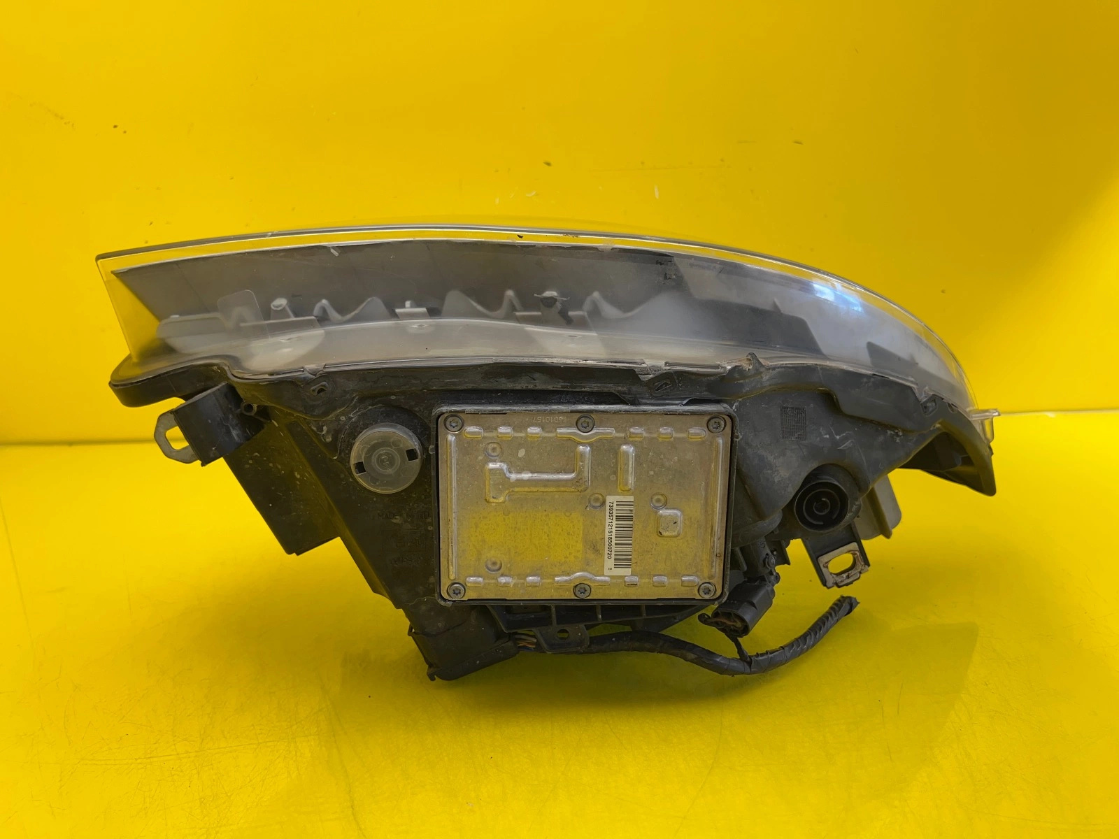 Phare gauche BMW 1 E81 E87 E82 Xenon 6924489-10 Autolamps 6 Phare gauche BMW 1 E81 E87 E82 Xenon 6924489-10