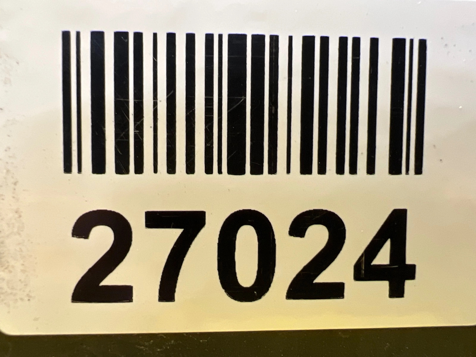 Phare avant droit Ford Fiesta MK8 Regular H7 Autolamps 2 Phare avant droit Ford Fiesta MK8 Regular H7