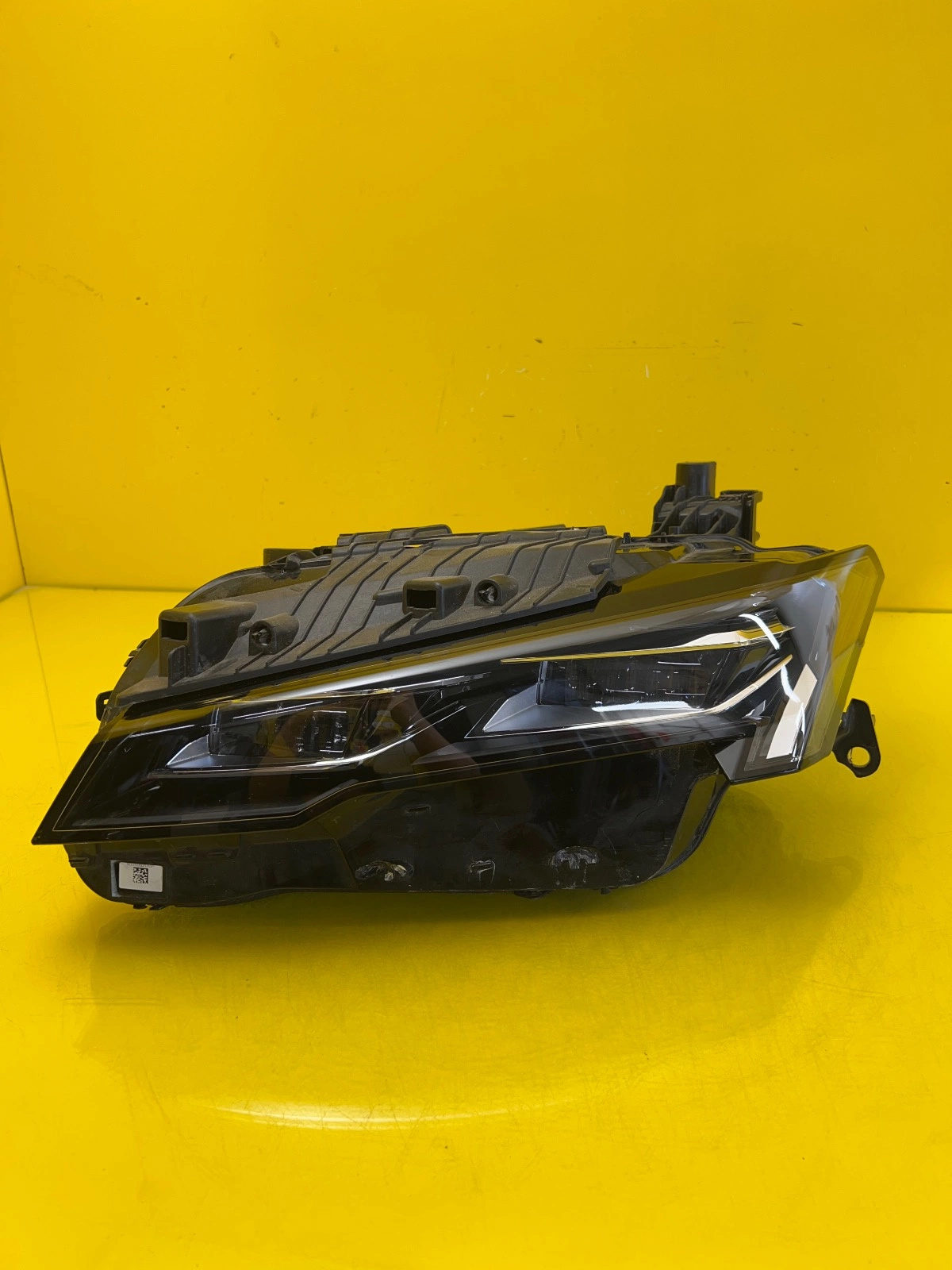 Phare gauche Peugeot 308 III T10 Full Led 9849115080 2021- Matrix Autolamps Phare gauche Peugeot 308 III T10 Full Led 9849115080 2021- Matrix