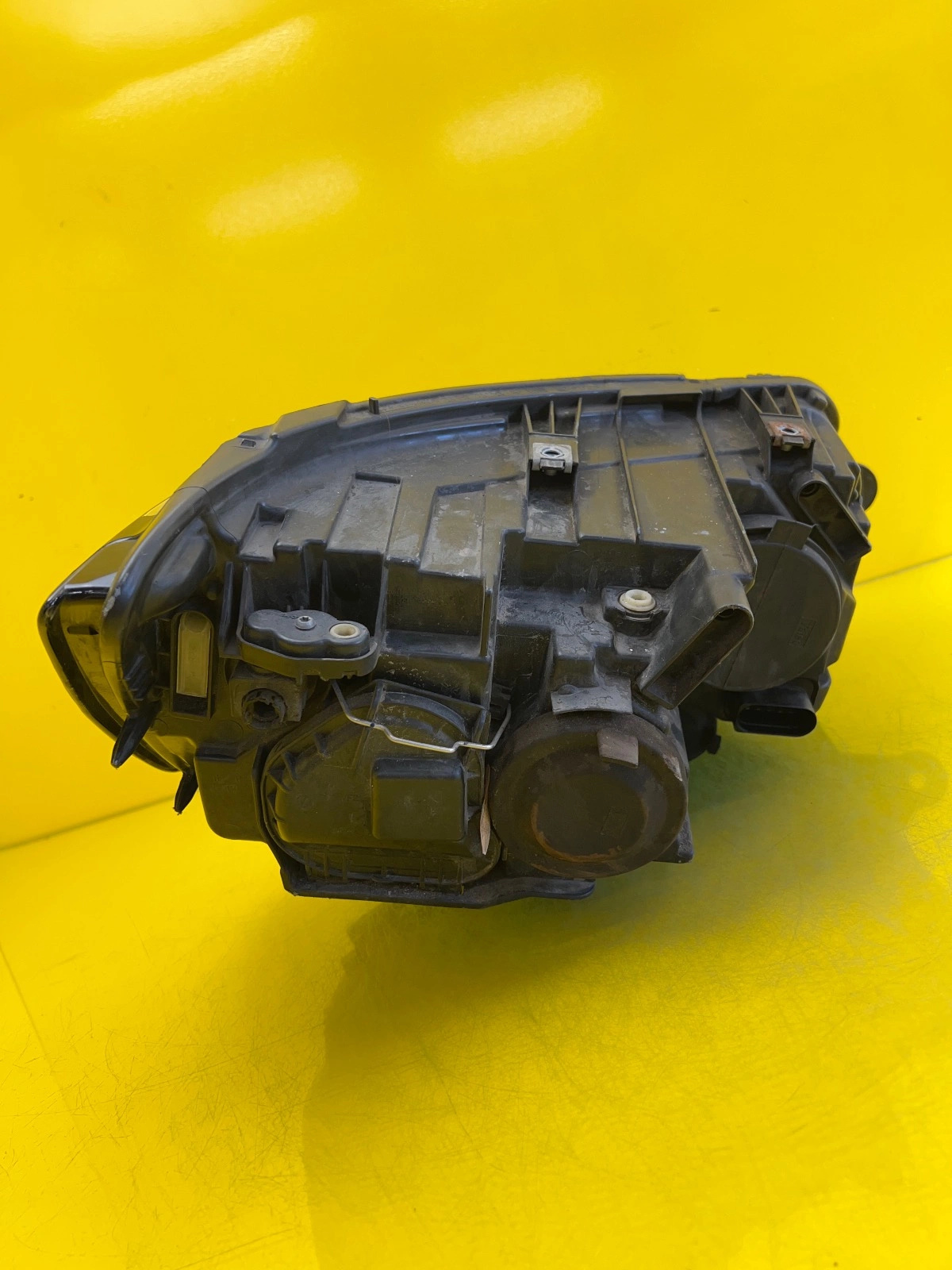 Phare gauche VW Transporter T6 7E1 7E1941015AD Autolamps 4 Phare gauche VW Transporter T6 7E1 7E1941015AD