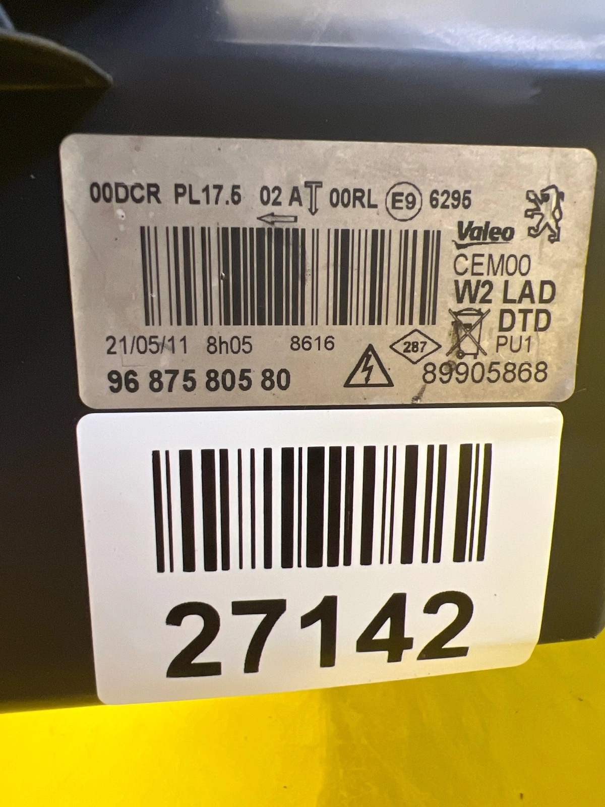 Phare avant droit Peugeot 508 10-14 Xenon Led 9687580580 Autolamps 3 Phare avant droit Peugeot 508 10-14 Xenon Led 9687580580