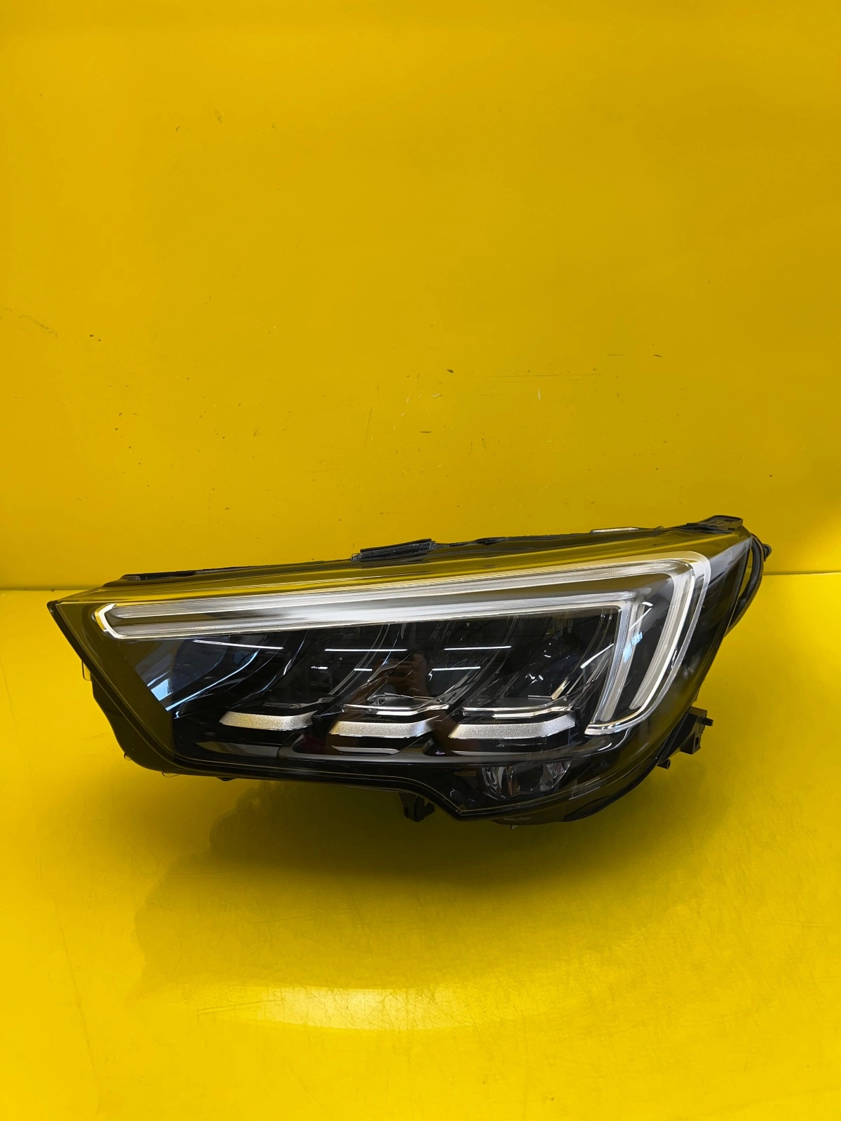 Phare gauche Opel Crossland X 17- Full Led 39153431 Autolamps Phare gauche Opel Crossland X 17- Full Led 39153431