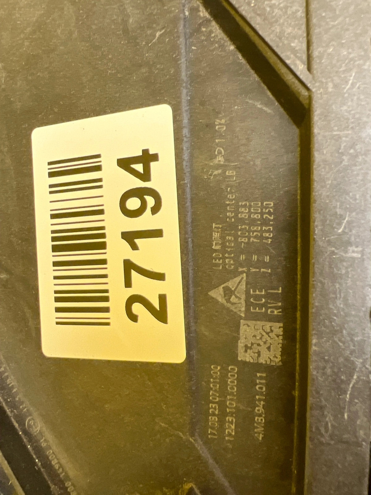 Phare gauche Audi Q8 SQ8 4M Lift Full Led 4M8941011 USA Autolamps 2 Phare gauche Audi Q8 SQ8 4M Lift Full Led 4M8941011 USA