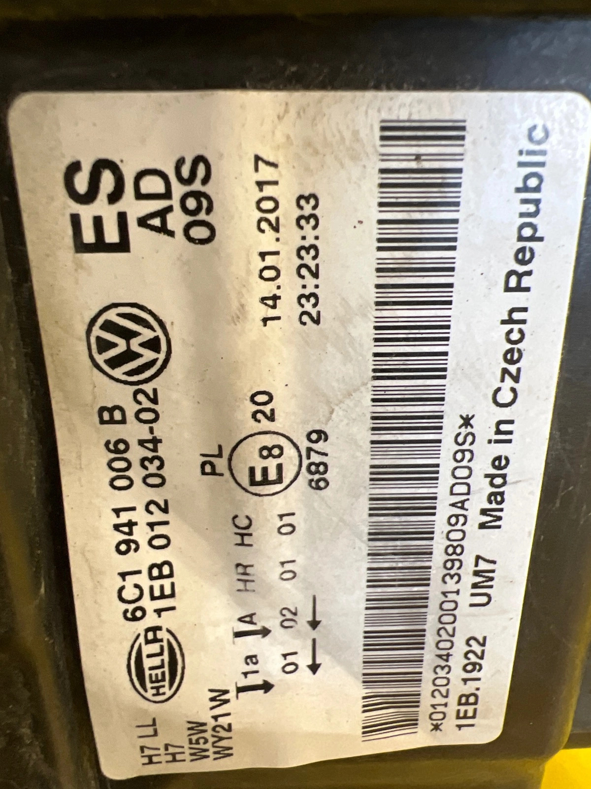Phare gauche VW Polo V Lift 6C1 15-18 6C1941006B Autolamps 2 Phare gauche VW Polo V Lift 6C1 15-18 6C1941006B