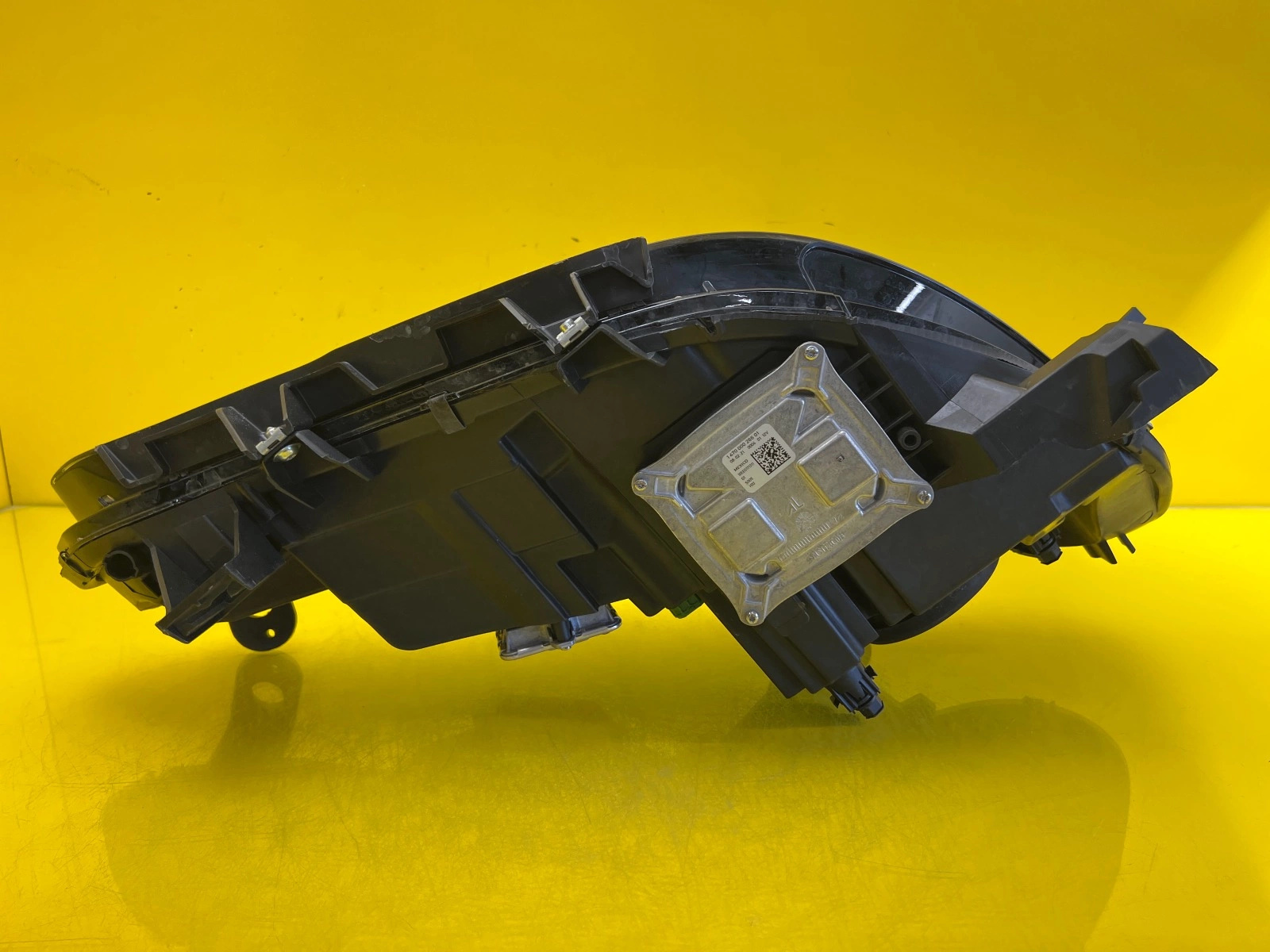 Phare gauche Alfa Romeo Giulia Torsion Xenon Led 50564104 Autolamps 6 Phare gauche Alfa Romeo Giulia Torsion Xenon Led 50564104