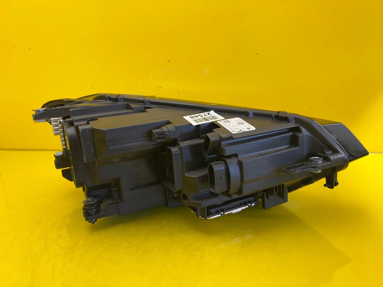 Phare avant gauche VW Touran III Full Led 5TB941081D Autolamps 3 Phare avant gauche VW Touran III Full Led 5TB941081D