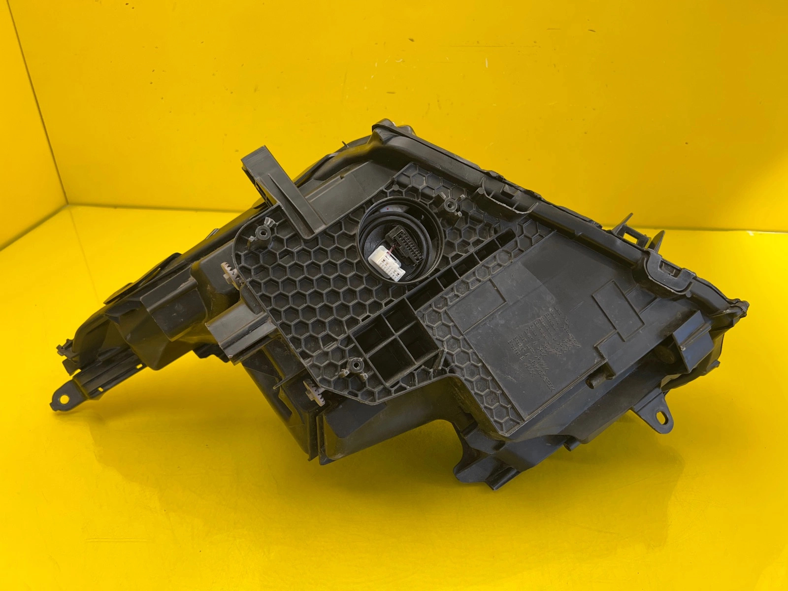 Phare droit Lexus NX NX300H Lift 2018- Led Autolamps 4 Phare droit Lexus NX NX300H Lift 2018- Led