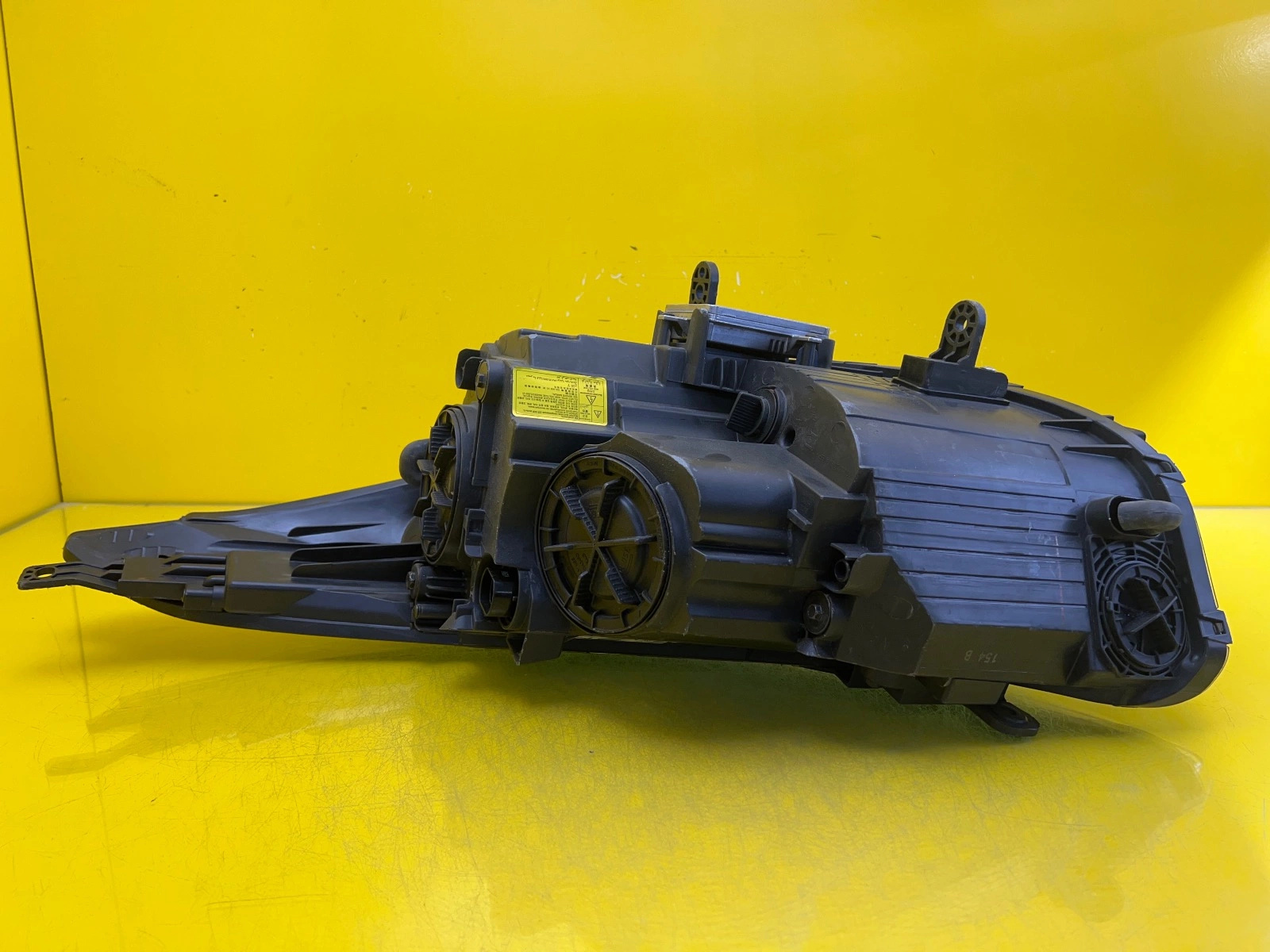 Phare avant droit Hyundai I40 Xenon Led 92102-3Z330 Autolamps 5 Phare avant droit Hyundai I40 Xenon Led 92102-3Z330