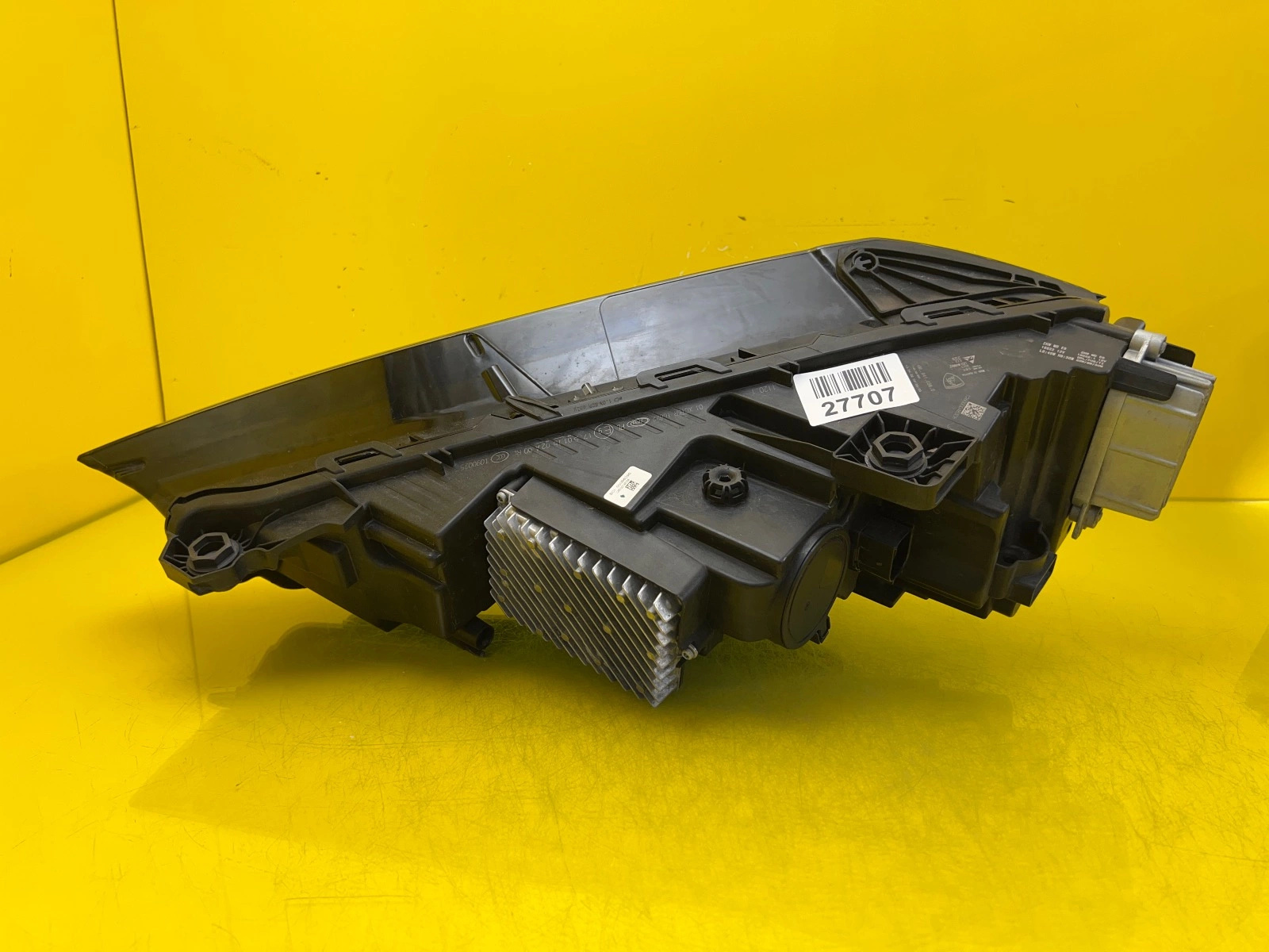 Phare gauche droit Lamborghini Urus Full Led 4ML941035C/36C Autolamps 3 Phare gauche droit Lamborghini Urus Full Led 4ML941035C/36C