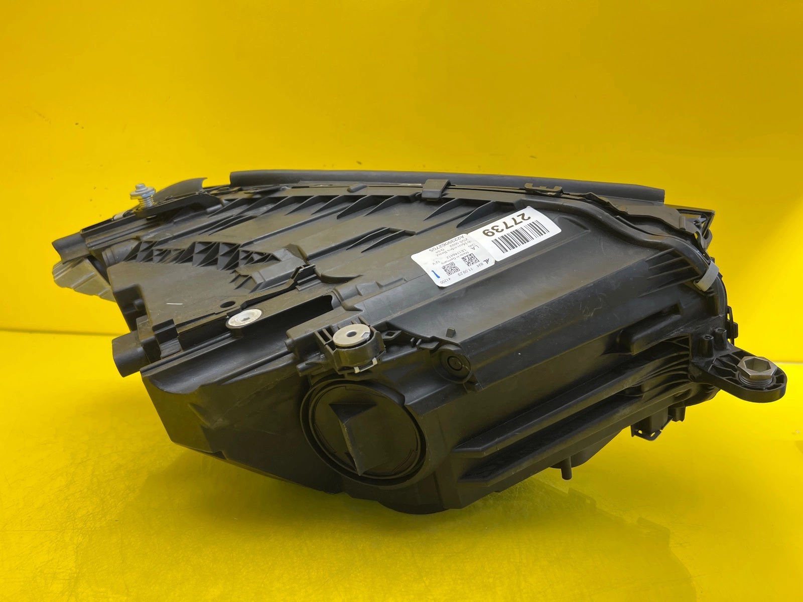 Phare avant gauche Mercedes Classe S W223 Digital Light A2239062705 Autolamps 3 Phare avant gauche Mercedes Classe S W223 Digital Light A2239062705