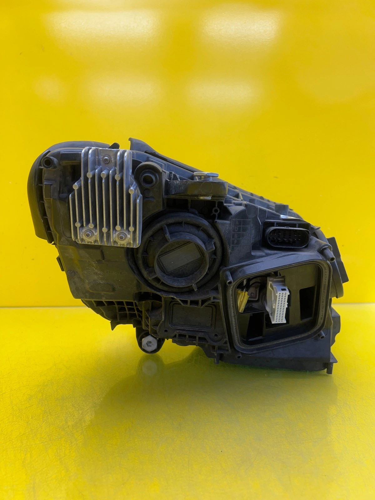 Phare gauche Mercedes W205 Lift Multibeam A2059068505 Autolamps 4 Phare gauche Mercedes W205 Lift Multibeam A2059068505