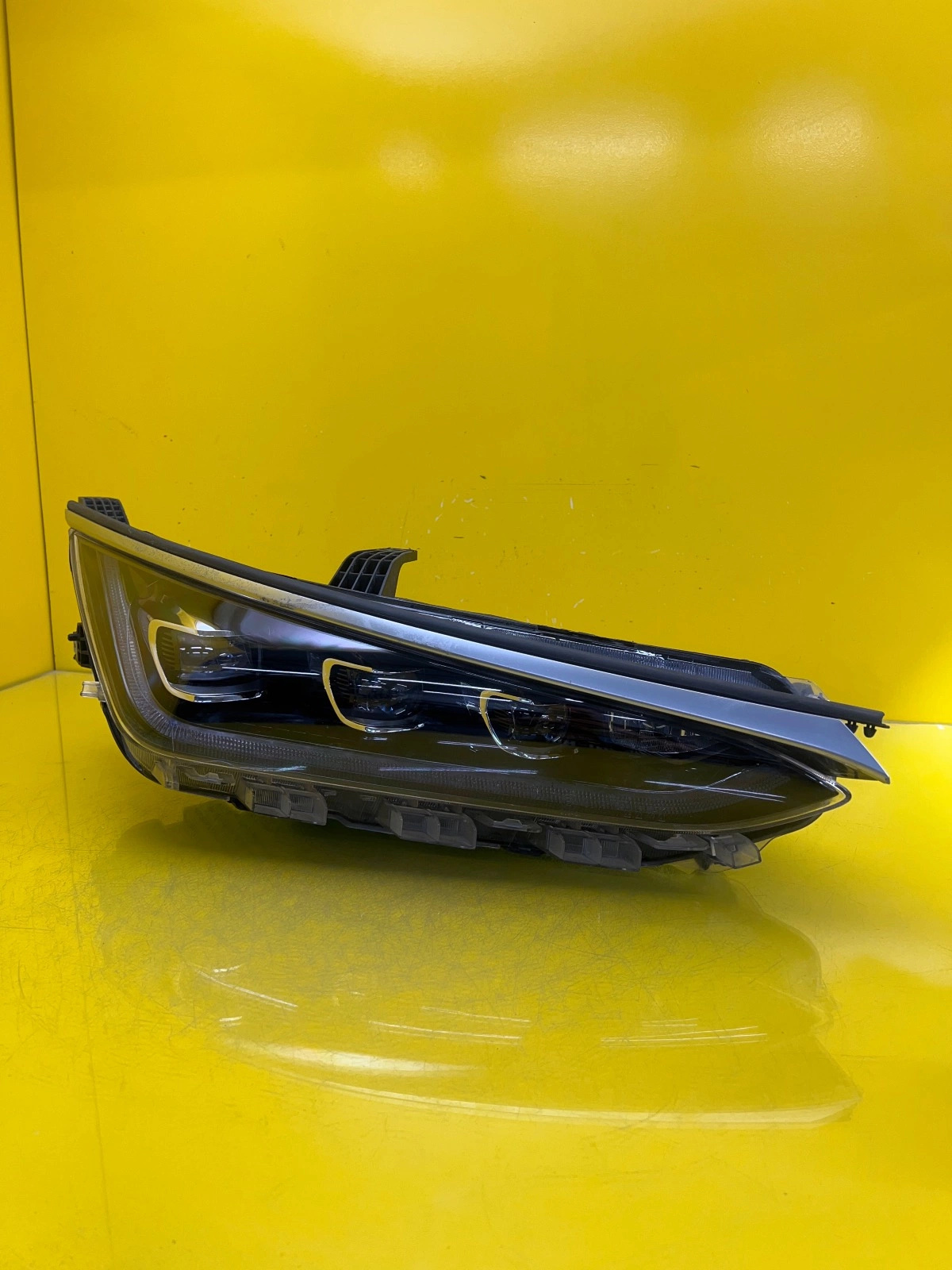 Phare avant droit Byd Tang EV600 Full Led 21- Autolamps Phare avant droit Byd Tang EV600 Full Led 21-