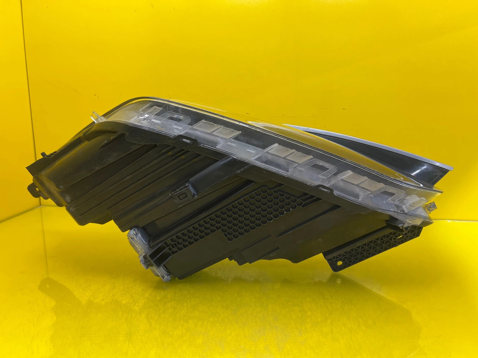 Phare avant droit Byd Tang EV600 Full Led 21- Autolamps 5 Phare avant droit Byd Tang EV600 Full Led 21-