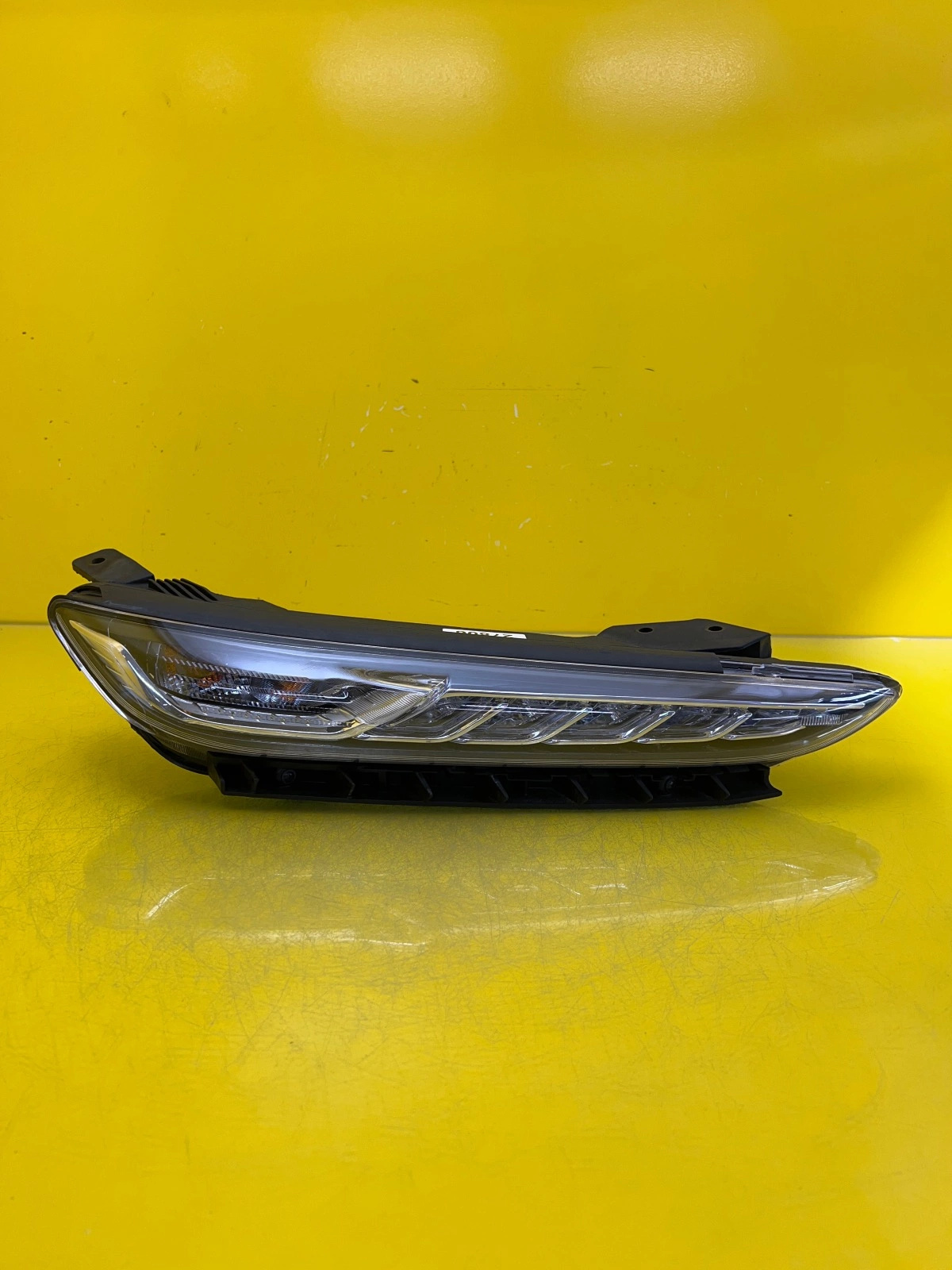 Phare Avant Droit Hyundai Kona I 17-20 Top Led Autolamps Phare Avant Droit Hyundai Kona I 17-20 Top Led