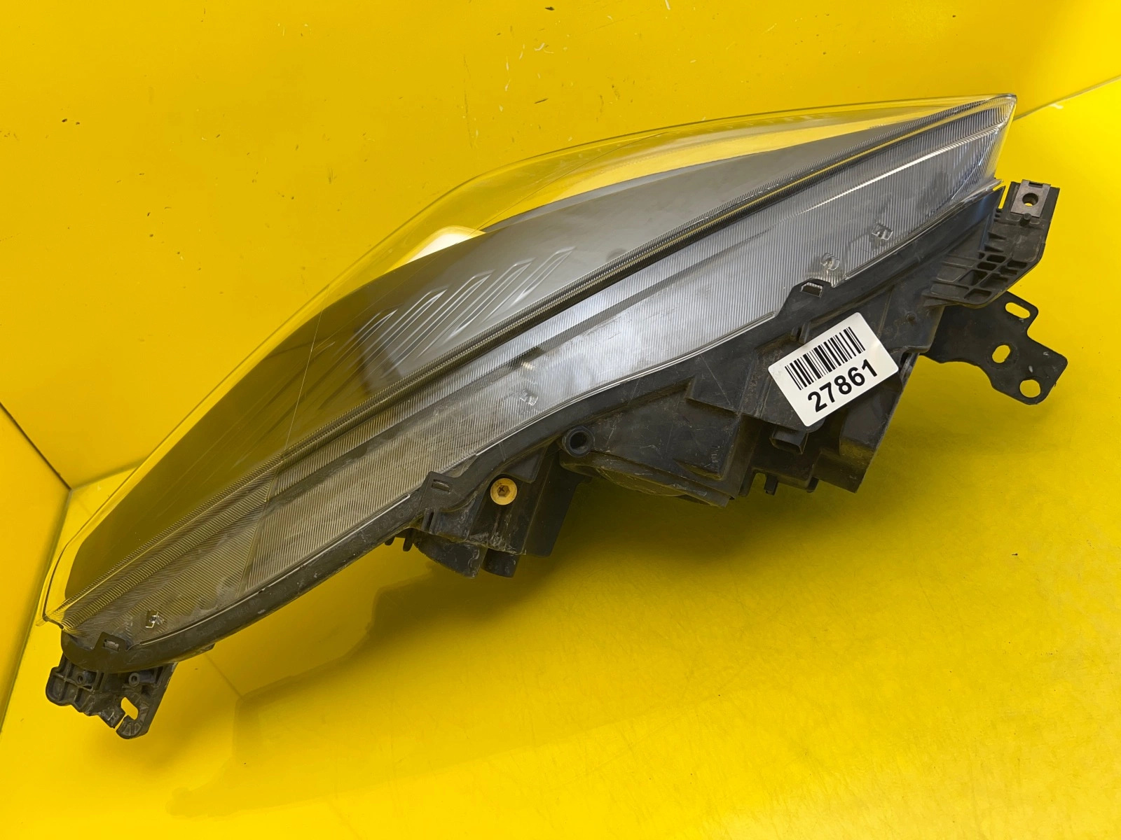 Phare gauche Ford Kuga MK2 Lift ST-LINE Noir GV41-13W030-FD Autolamps 3 Phare gauche Ford Kuga MK2 Lift ST-LINE Noir GV41-13W030-FD