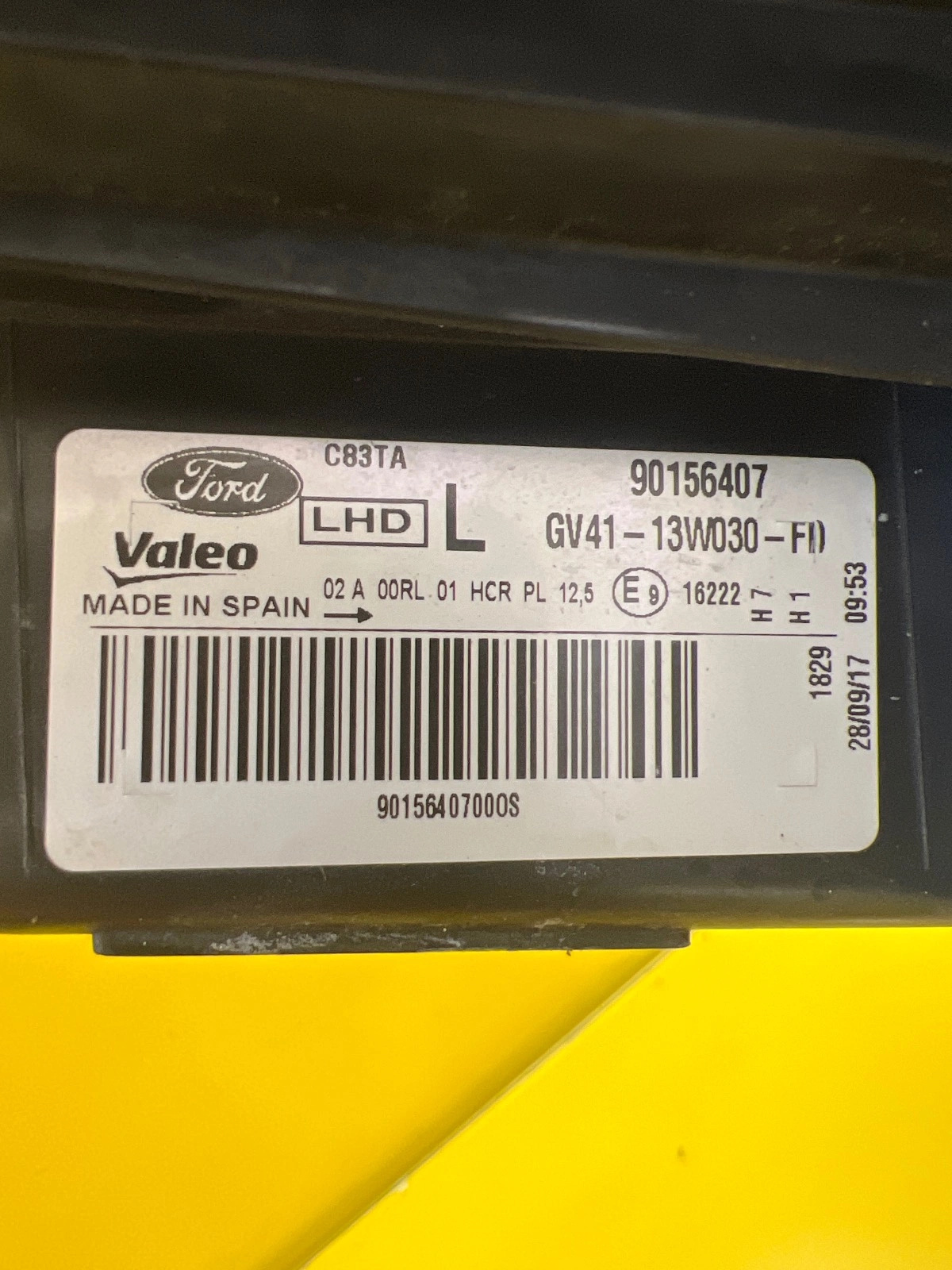 Phare gauche Ford Kuga MK2 Lift ST-LINE Noir GV41-13W030-FD Autolamps 4 Phare gauche Ford Kuga MK2 Lift ST-LINE Noir GV41-13W030-FD