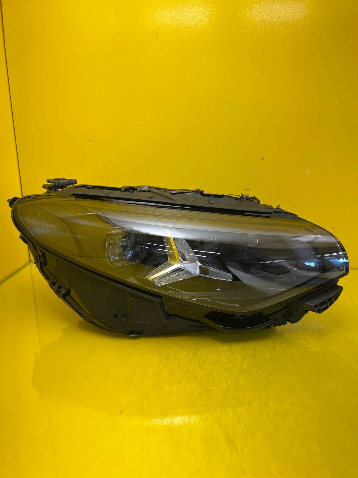 Phare droit Mercedes CLA C174 III 25- Full Led Multibeam A1179064202 Autolamps Phare droit Mercedes CLA C174 III 25- Full Led Multibeam A1179064202
