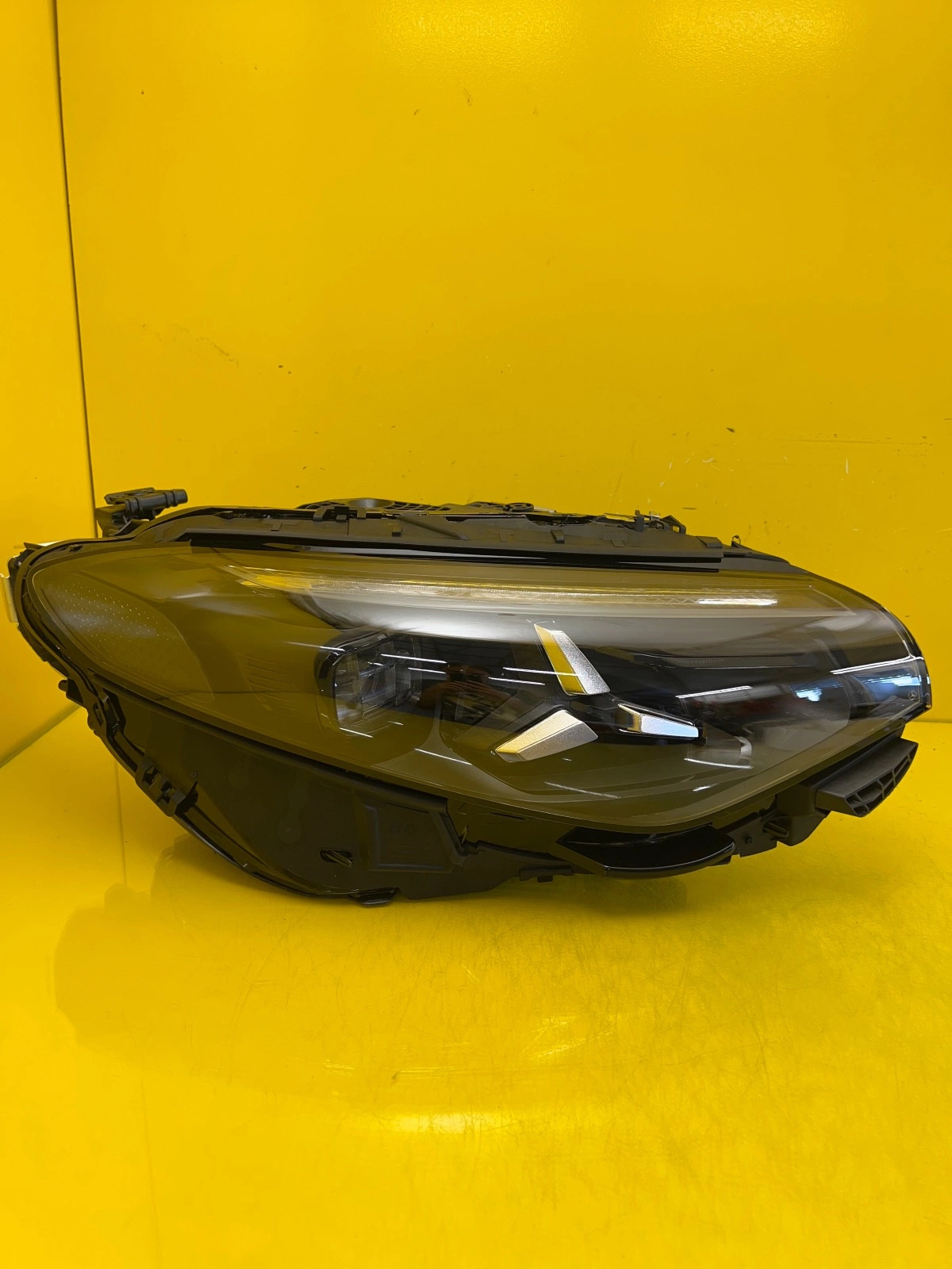 Phare droit Mercedes CLA III W174 C174 Multibeam Led A1749062602 Autolamps Phare droit Mercedes CLA III W174 C174 Multibeam Led A1749062602