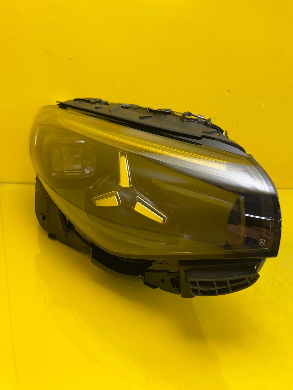 Phare droit Mercedes CLA III W174 C174 Multibeam Led A1749062602 Autolamps 2 Phare droit Mercedes CLA III W174 C174 Multibeam Led A1749062602